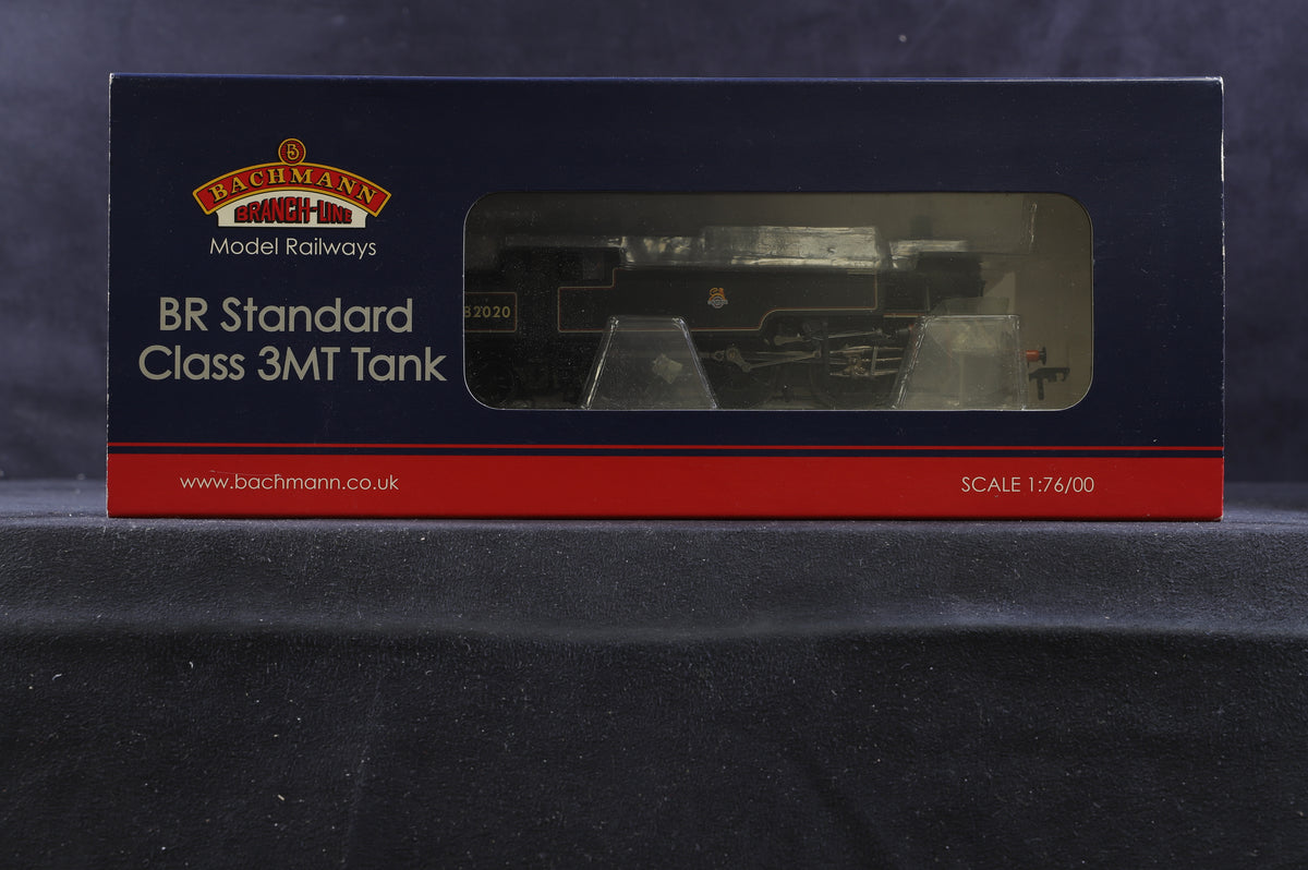 Bachmann OO 31-975A BR Standard Class 3MT Tank &#39;82020&#39; BR Lined Black E/Emblem