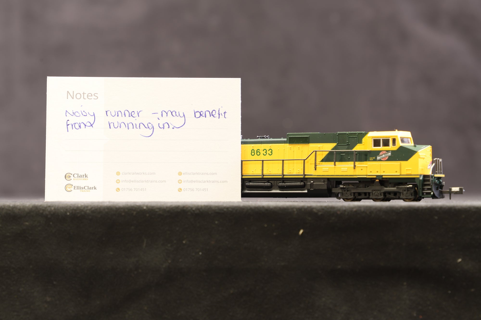 Kato N 176-3303 C44-9W C&N '8633'