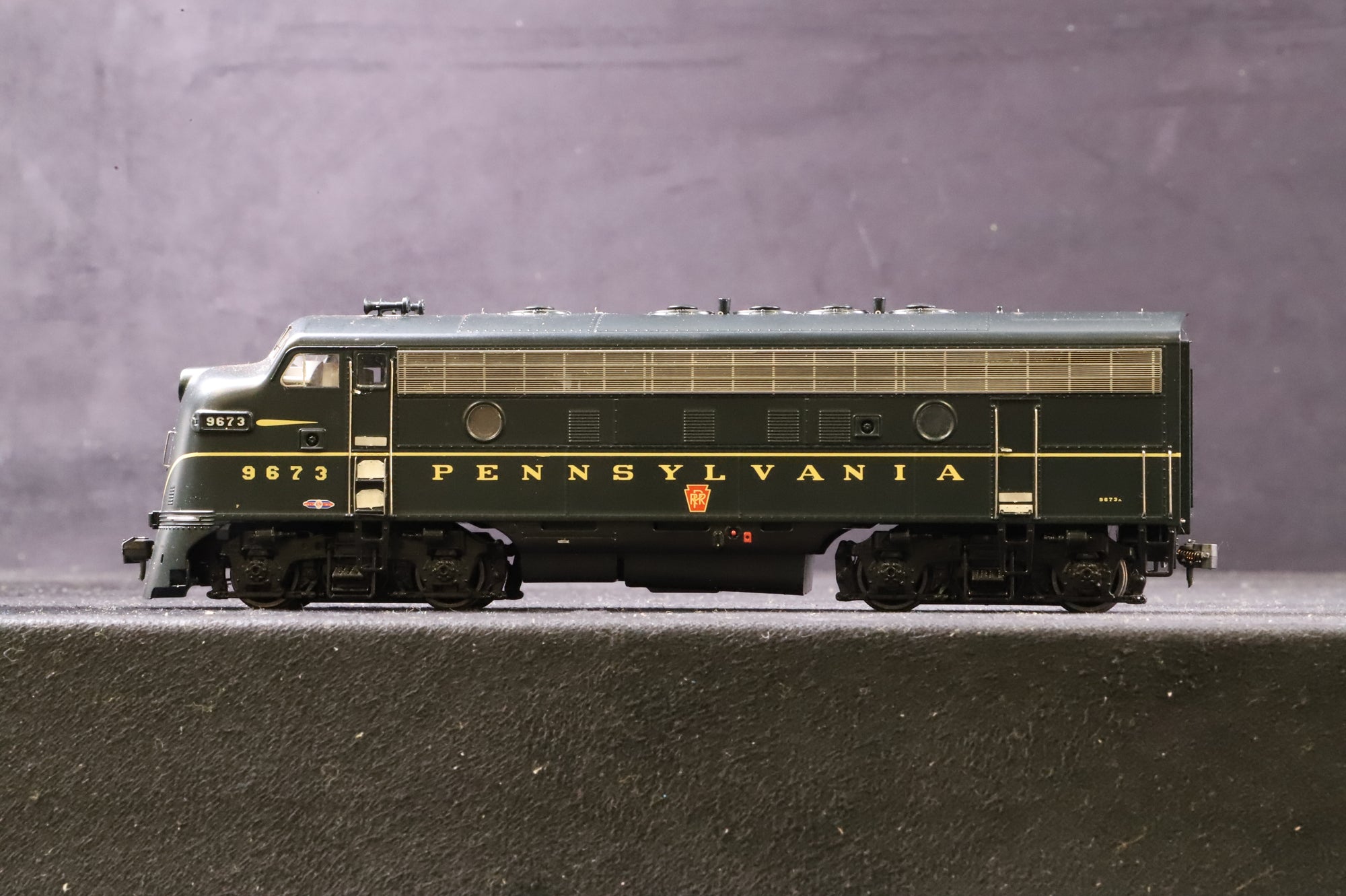 Athearn Genesis HO G15016 F-7A & F-7B Pennsylvania DCC Sound