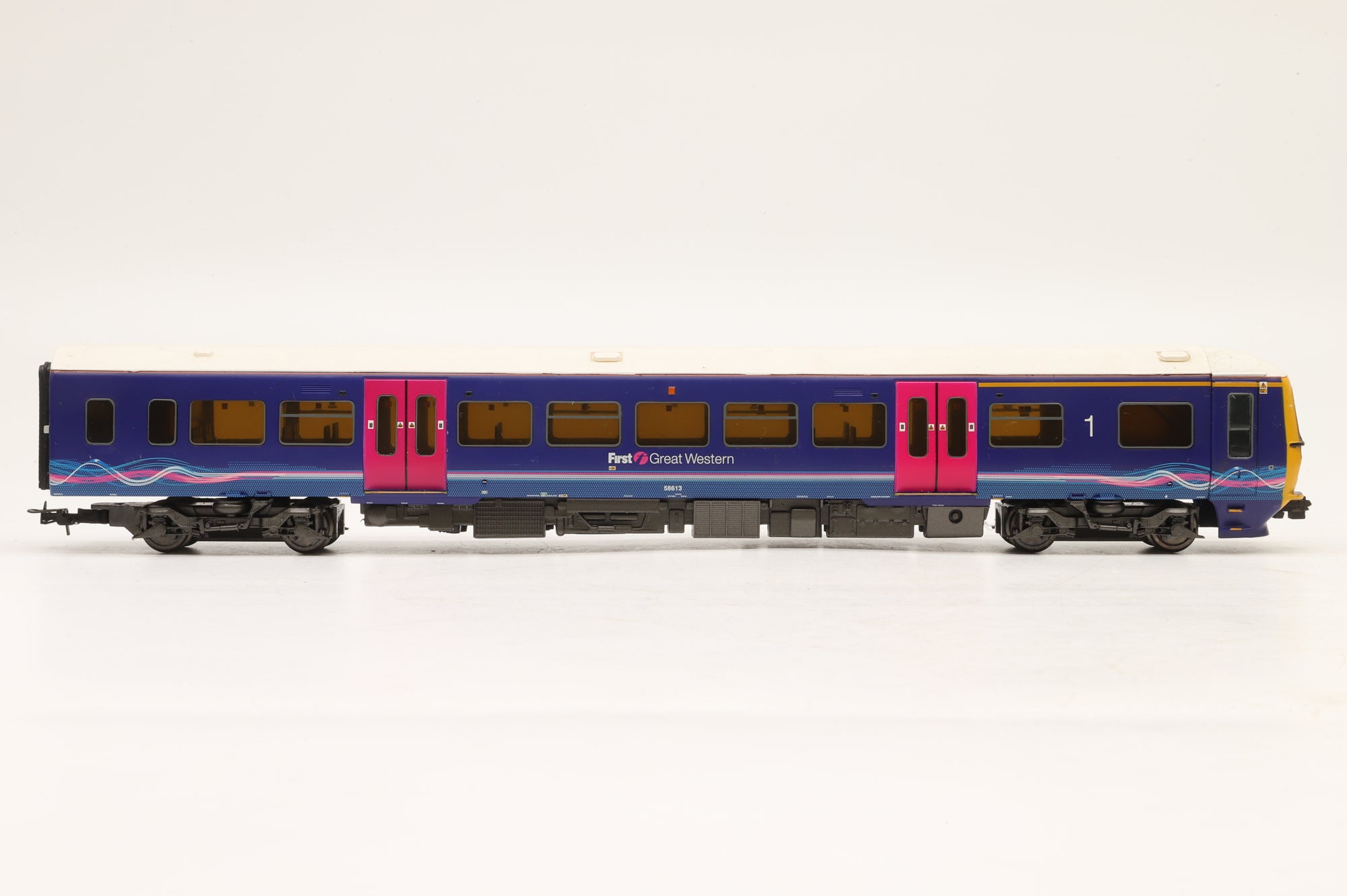 WORKSHOP Bachmann OO Class 166 'Networker Turbo' (2000)