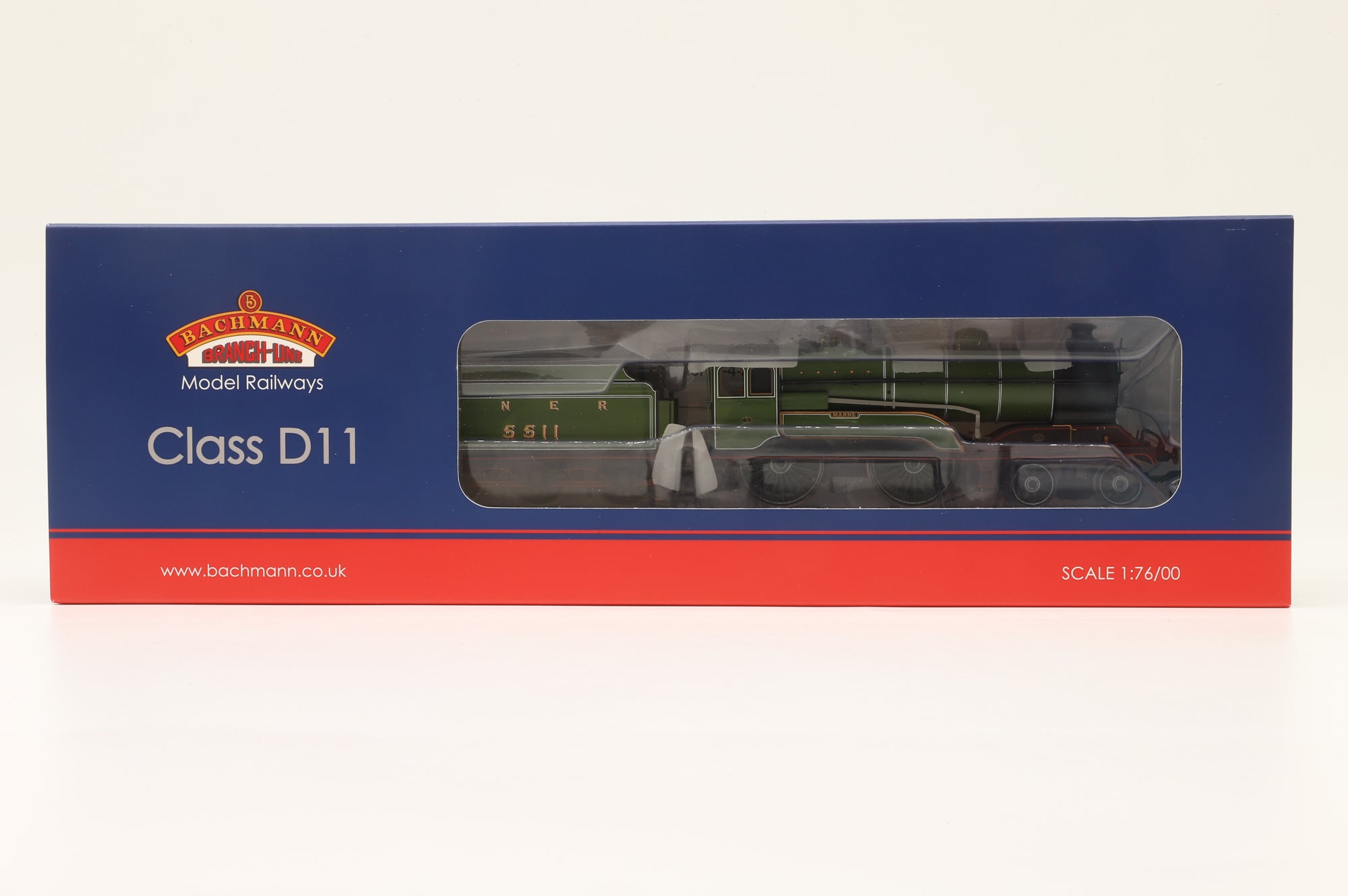 Bachmann OO 31-145Z Class D11/1 '5511' 'Marne' LNER Lined Green Excl. Model Rail