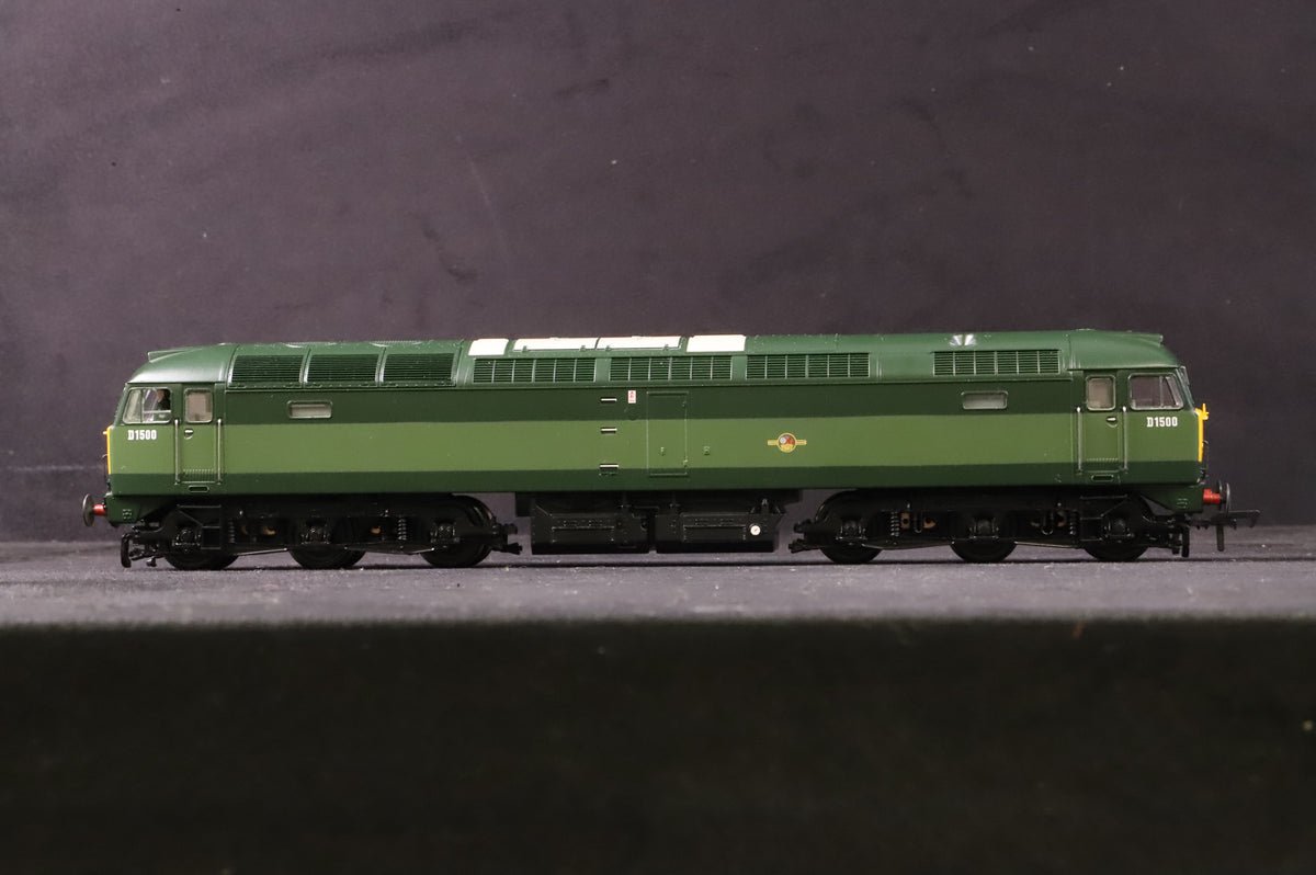 Bachmann OO 32-800 Class 47 D1500 in Two Tone BR Green w/ Small Yellow Ends &amp; 4 Digit Head Code