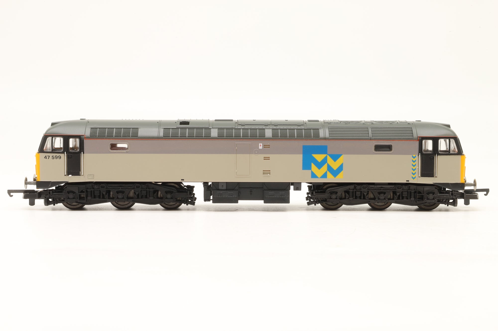 Lima OO 205034A3 Class 47 '47599'  Railfreight Metals Sector Triple Grey