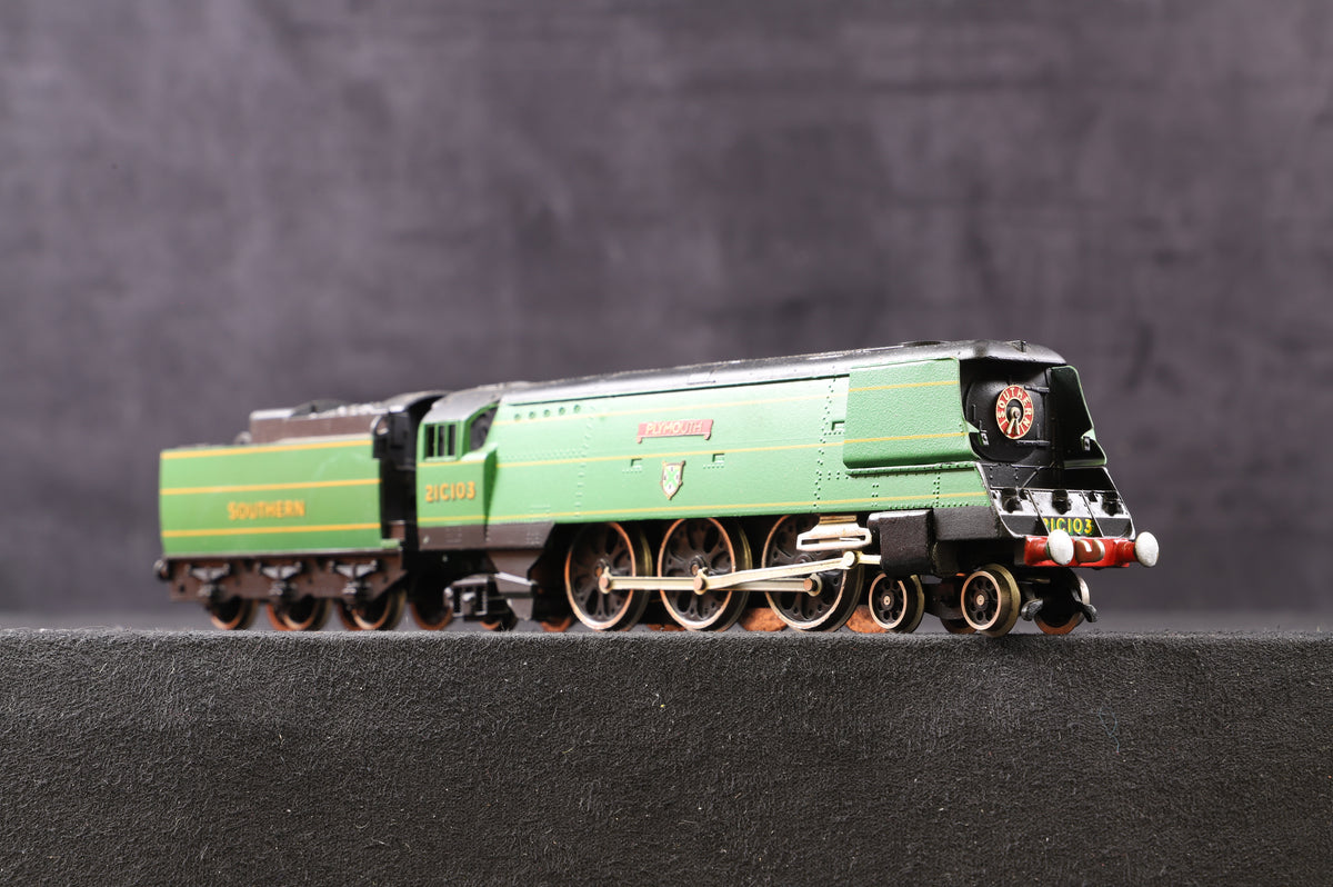 Wrenn OO W2266 West Country 4-6-2 &#39;21C103&#39; &#39;Plymouth&#39; Southern Green