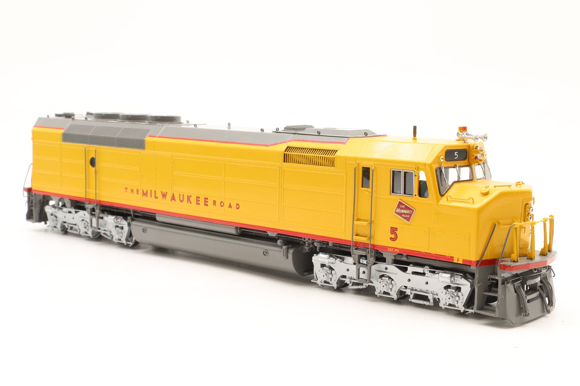 Overland Models/Ajin Precision HO 5676.1 Mile.Rd.FP45 #1-5 (1969 Era) Passenger Service w/o Dynamic Brakes, Factory Painted