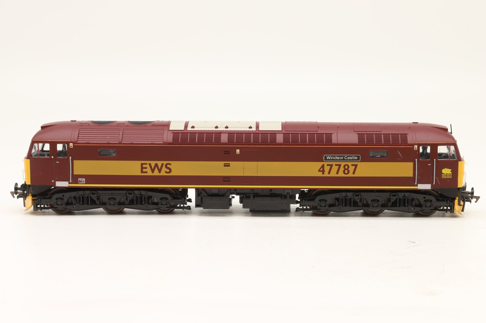 Heljan OO 4698 Class 47 EWS '47787' 'Windsor Castle' DCC Fitted Ltd. Ed. 20/1000