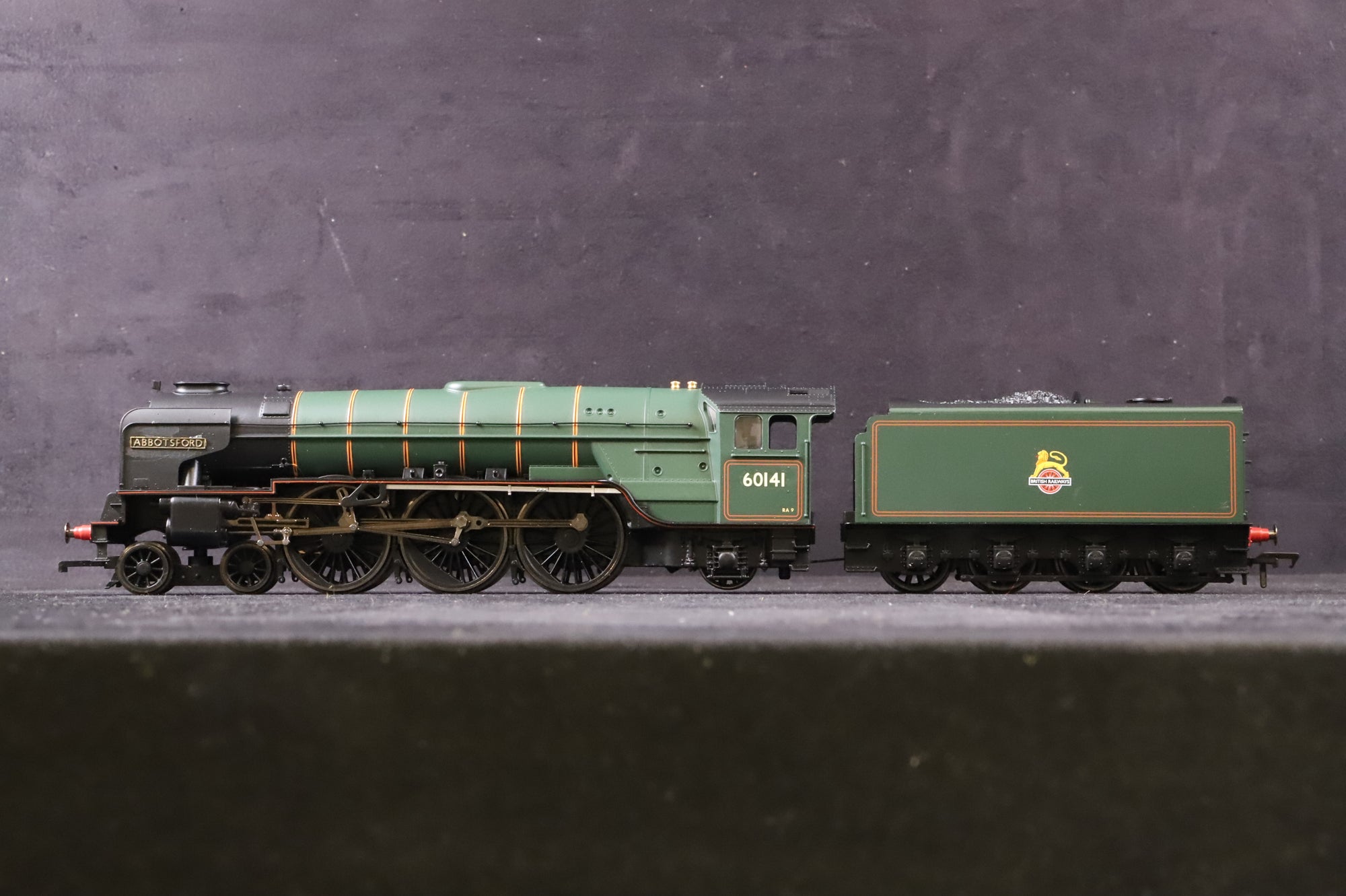 Hornby OO Class A1 '60141' 'Abbotsford' BR Green Renamed & Numbered