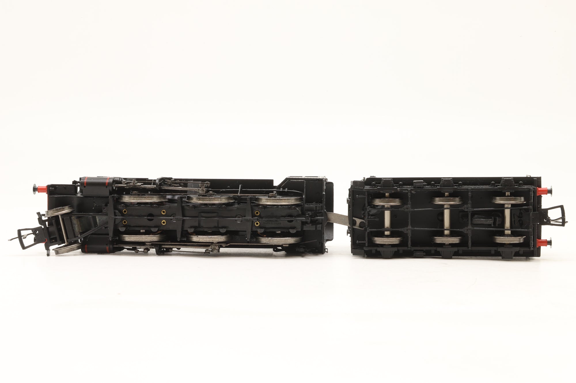 Bachmann OO 32-578 Ivatt Class 4 '43038' BR Lined Black D/Chimney E/C