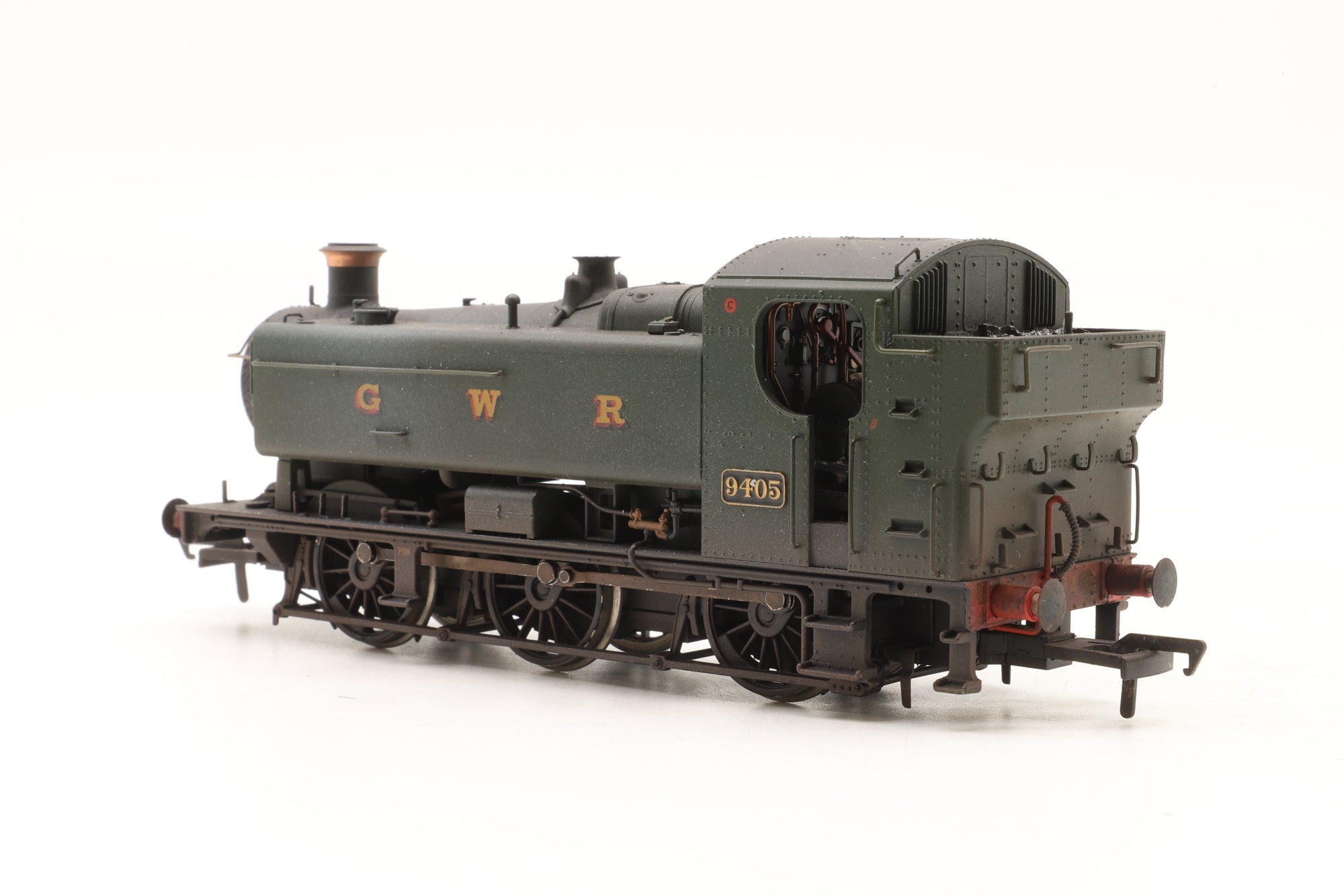 Bachmann OO 35-025A Class 94XX Pannier Tank 9405 in GWR Green – DCC Sound & Weathered