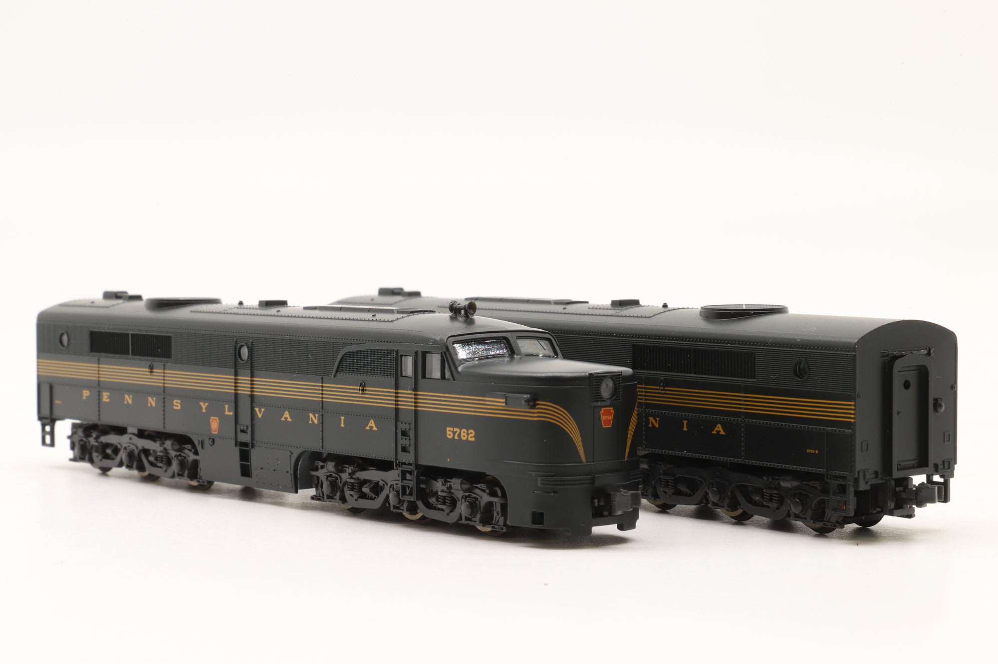Kato N 106-0704 PA-1/PB-1 Locomotive Set 5762/5752B PRR