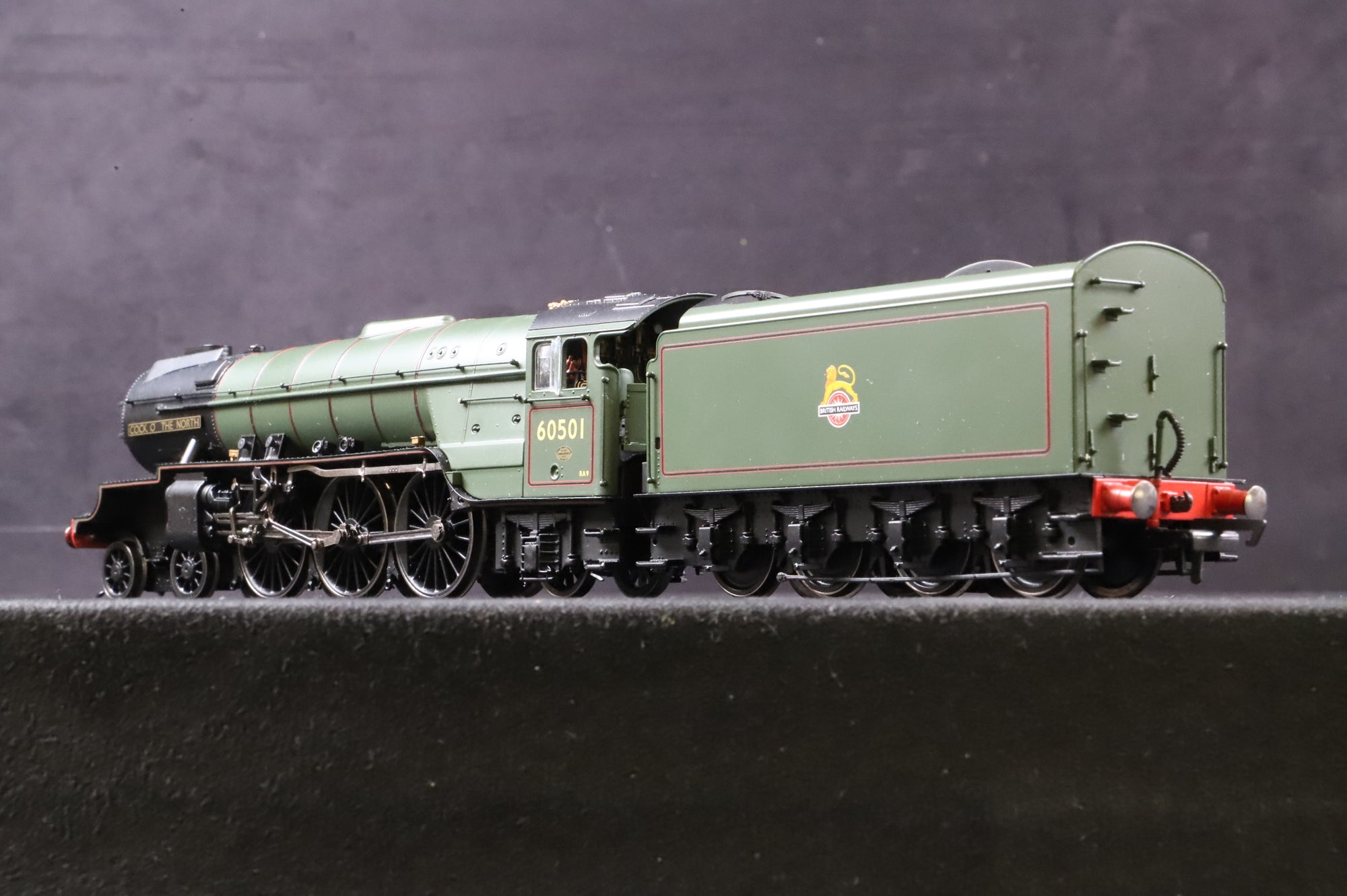 Hornby OO R3830 Thompson Class A2/2 'Cock O' The North' '60501' BR Lined Green E/C