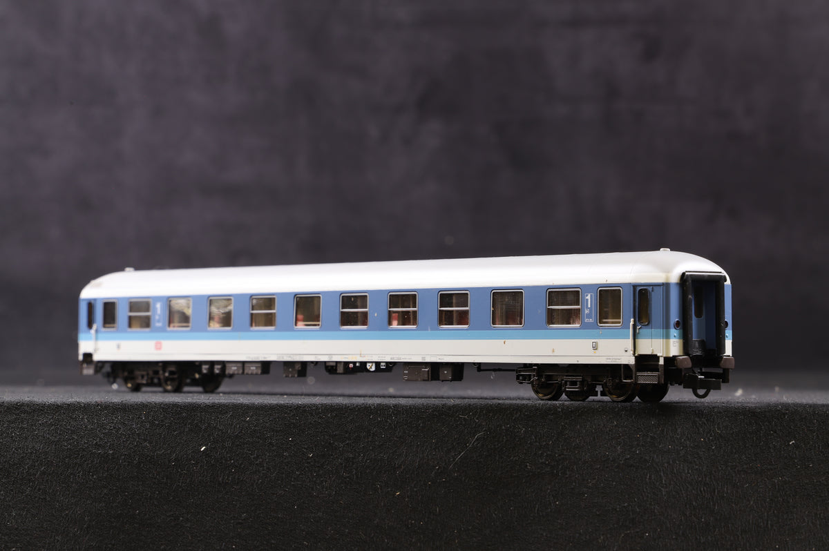 Roco HO Rake Of 7 Blue &amp; Grey DB Passenger Coaches