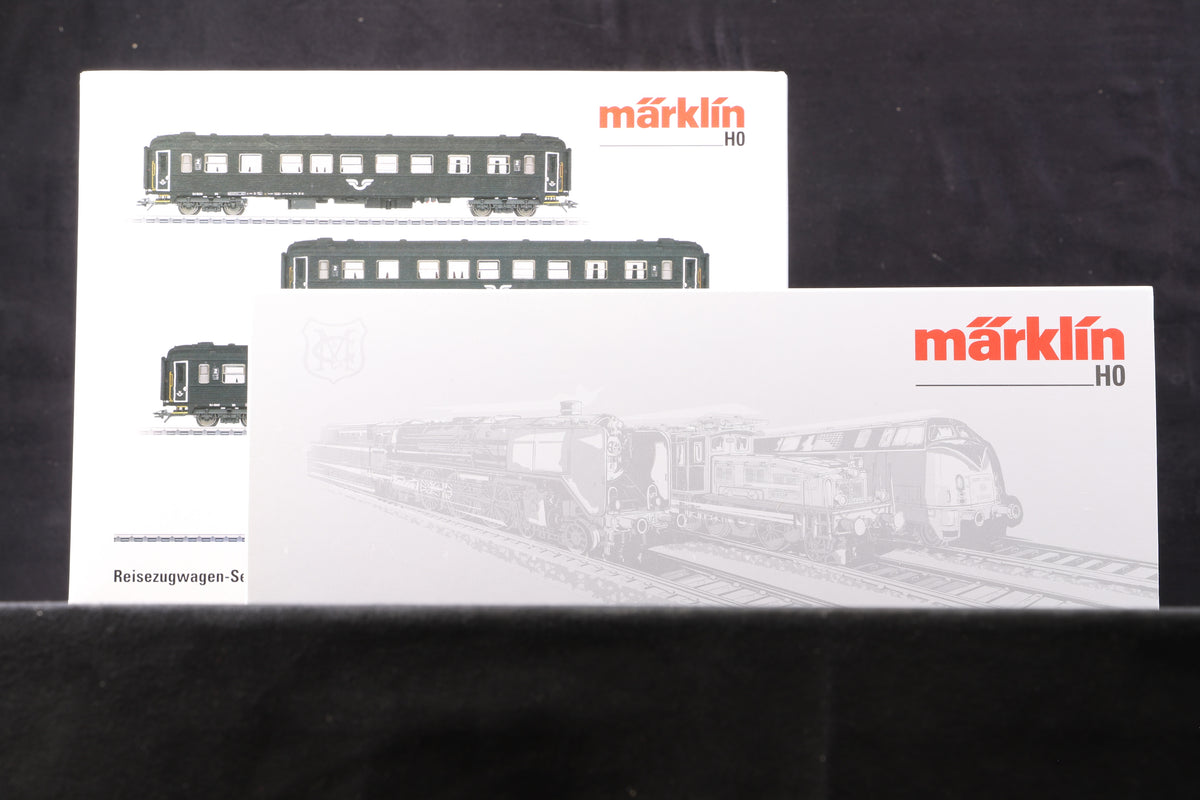 Marklin HO 39280 SJ Class Rc 6 Electric Locomotive &amp; 43788 4 Car Passenger Set, MFX Sound