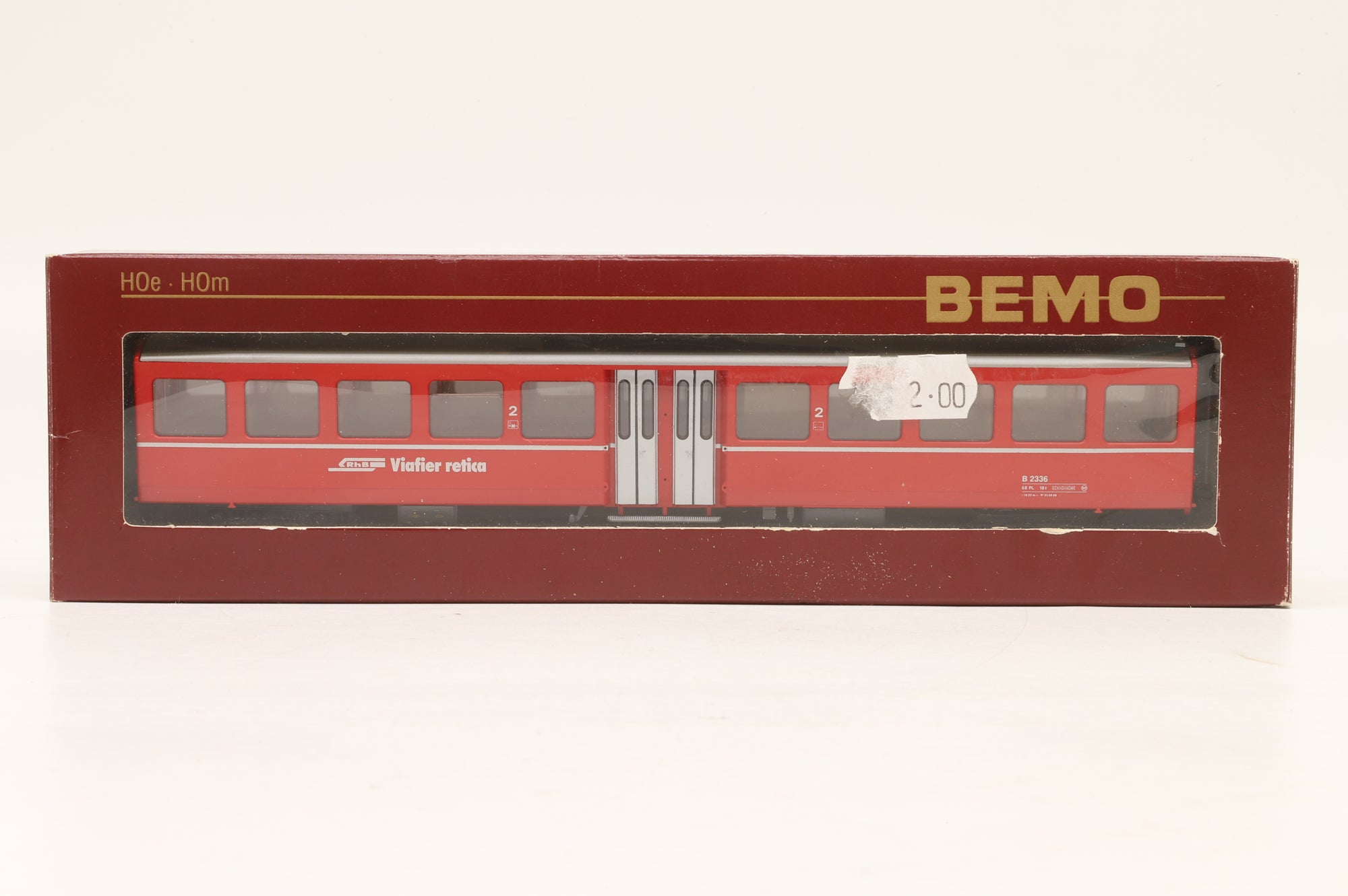 BEMO HOm Rake of 2x Rhb Red Coaches & 2x Vans