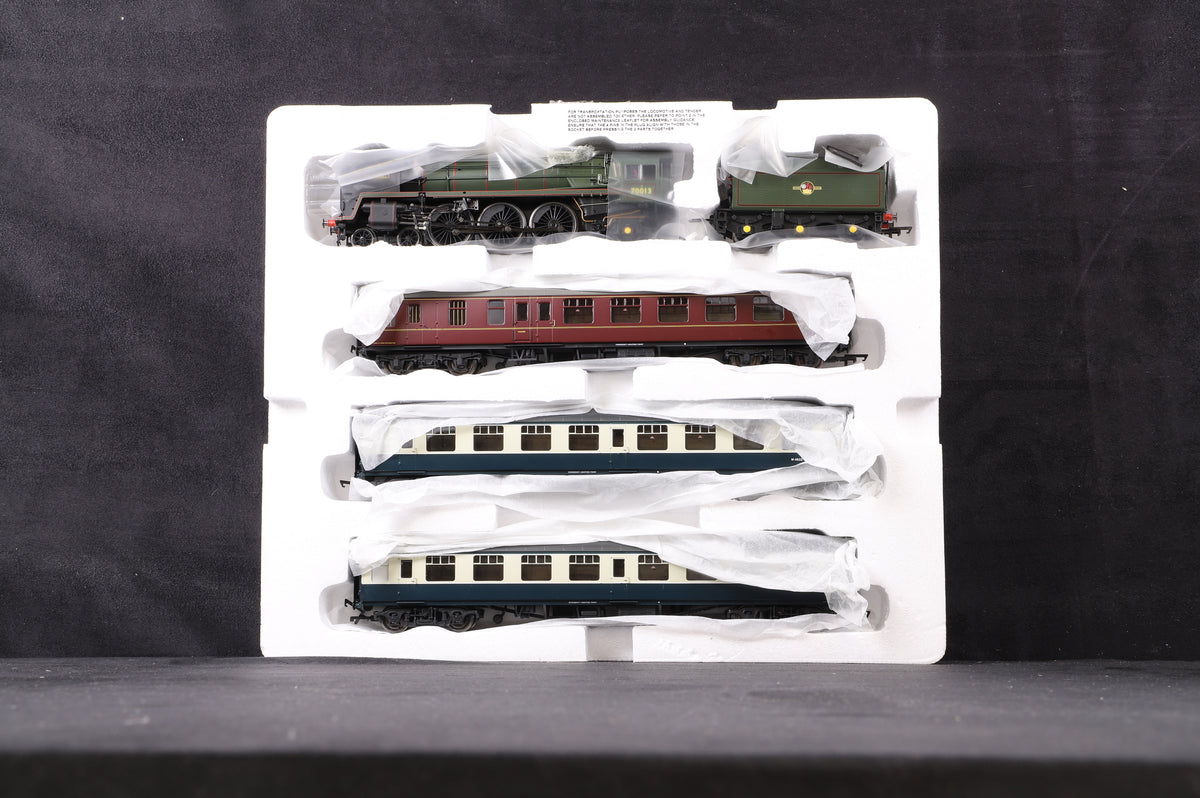 Hornby OO R3607 &#39;15 Guinea Special&#39; Train Pack, Ltd. Ed.