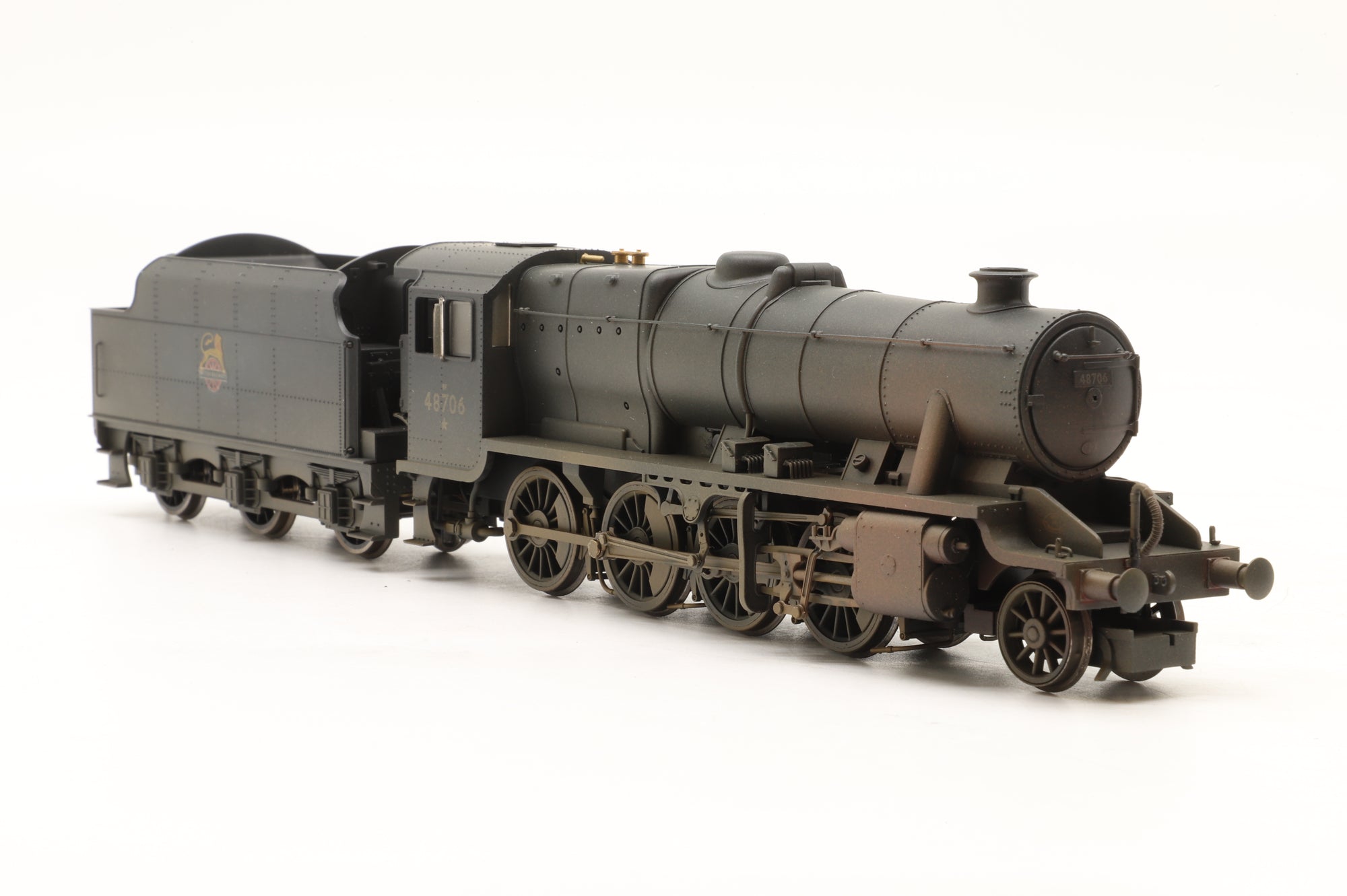 Hornby OO R3026 Class 8F '48706' BR Black L/C Weathered