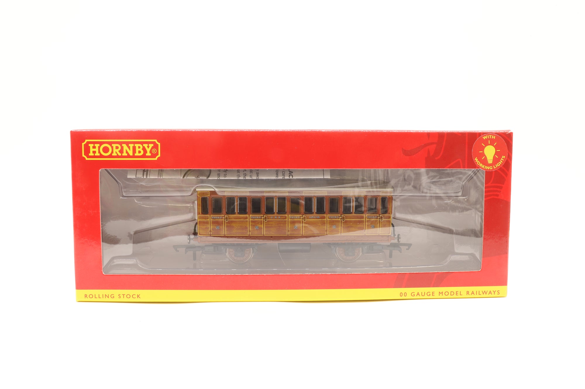 Hornby OO Rake of 4 GNR Teak 4 Wheel Coaches with Lights Inc.R40103,04A,06x2