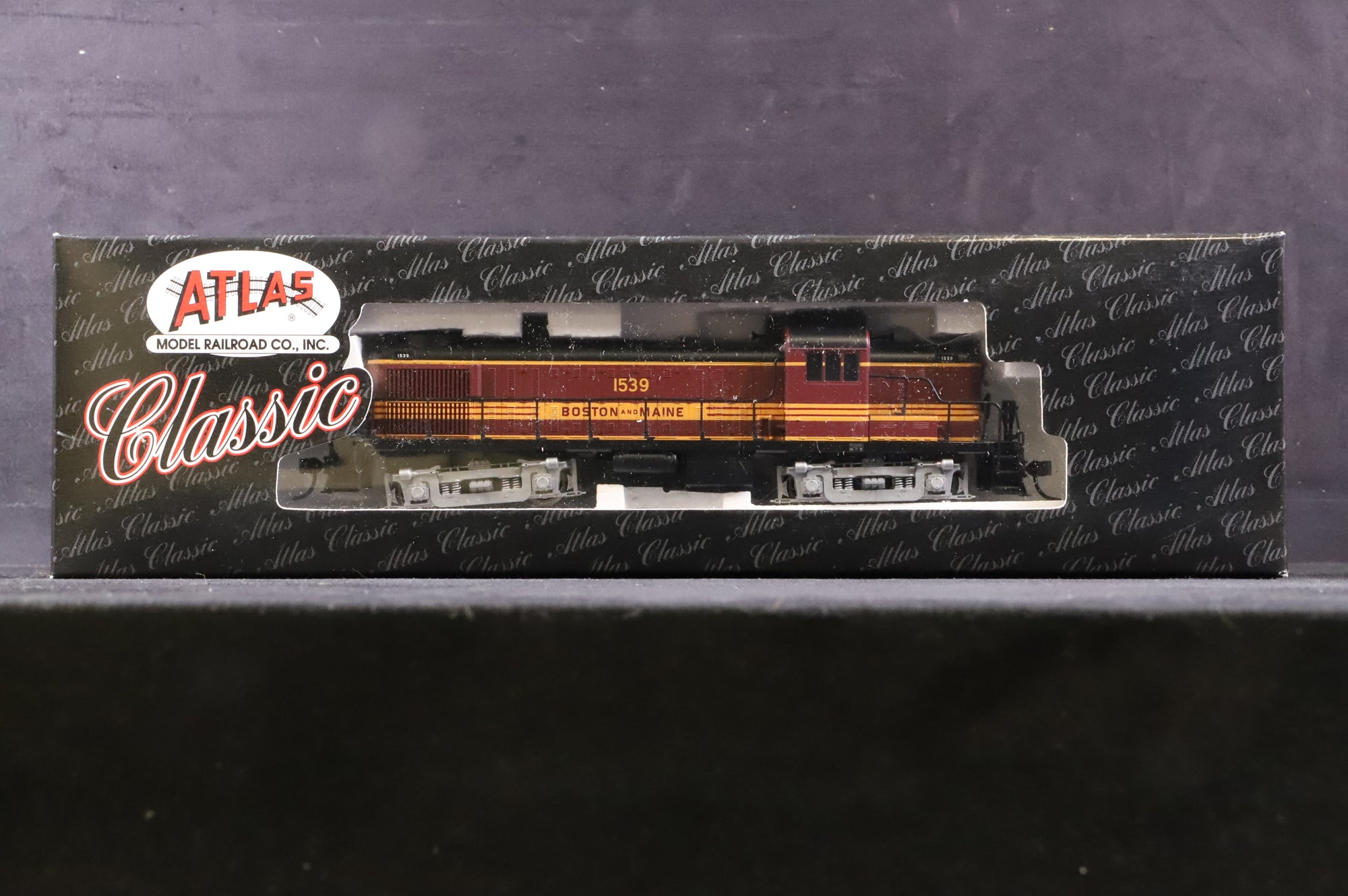 Atlas HO 8467 RS-3 Loco No.1539 in Boston & Maine Livery