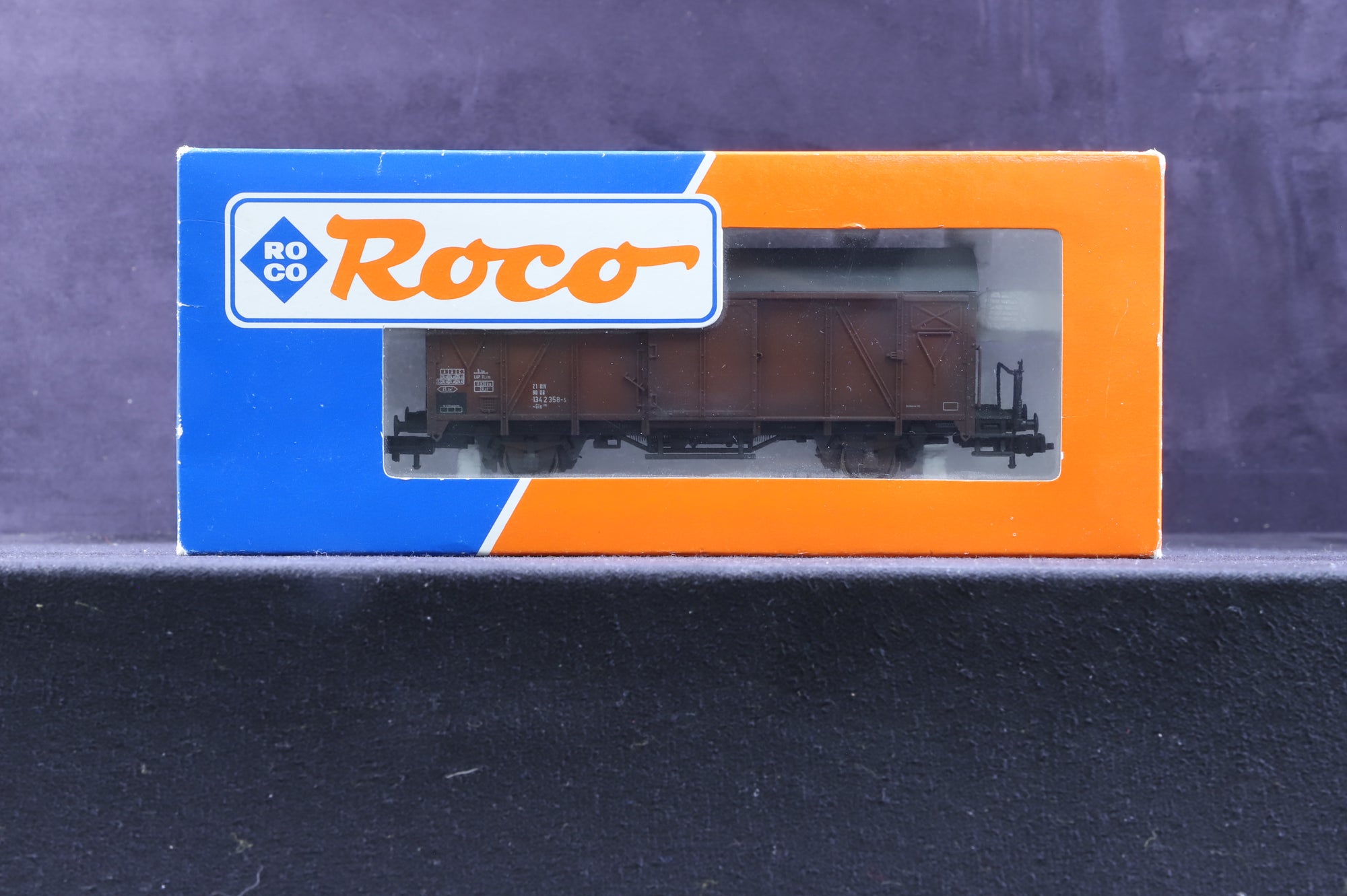 Roco HO 46408/6408/6839/7175 Rake of 4 Assorted Wagons in DB Bauxite