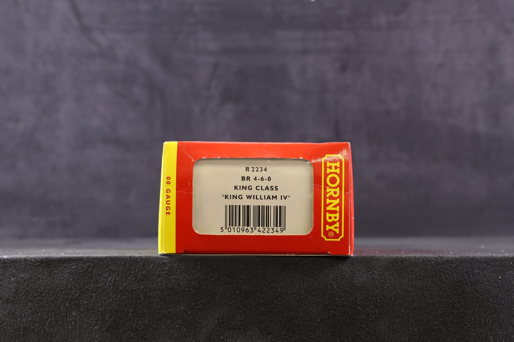 Hornby OO R2234 BR King Class '6002' 'King William IV' BR Lined Green L/C