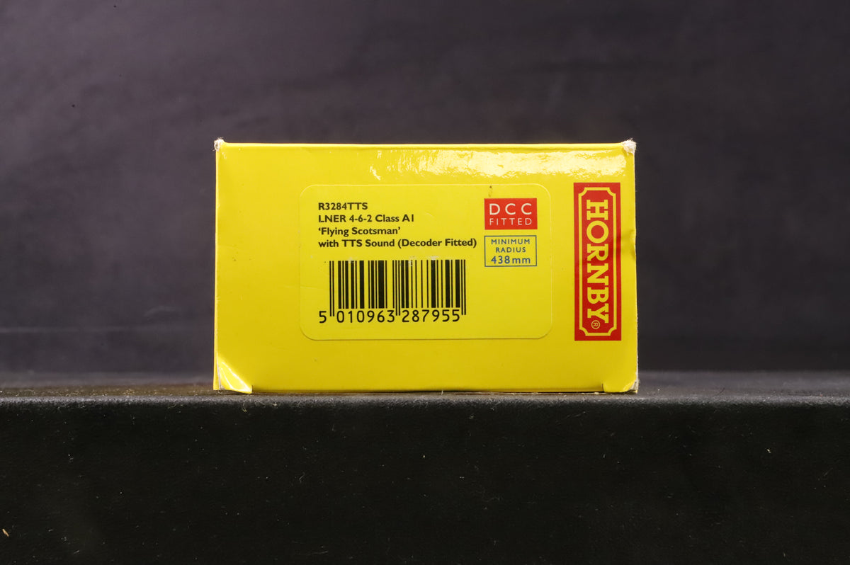 Hornby Railroad OO R3284TTS Class A1 &#39;4472&#39; &#39;Flying Scotsman&#39; LNER Apple Green DCC Sound