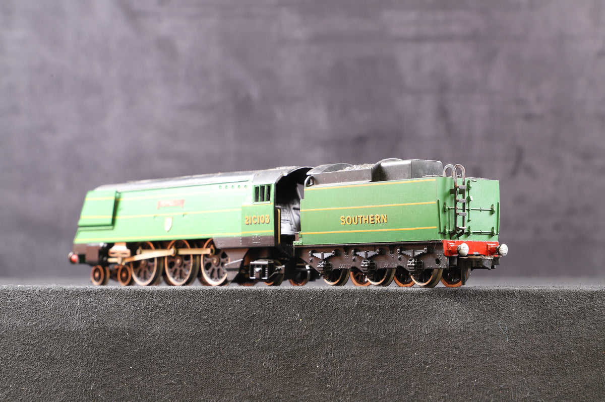 Wrenn OO W2266 West Country 4-6-2 &#39;21C103&#39; &#39;Plymouth&#39; Southern Green