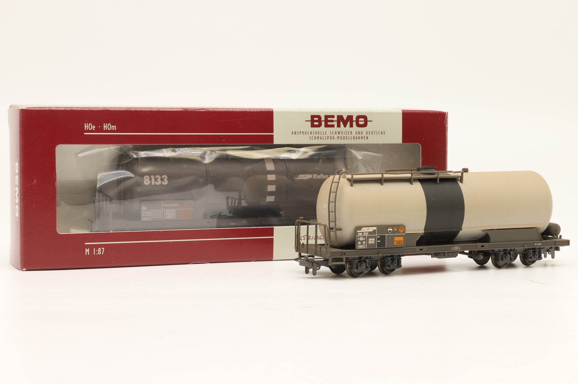 BEMO HOm Rake of 2x RhB Tank Wagons