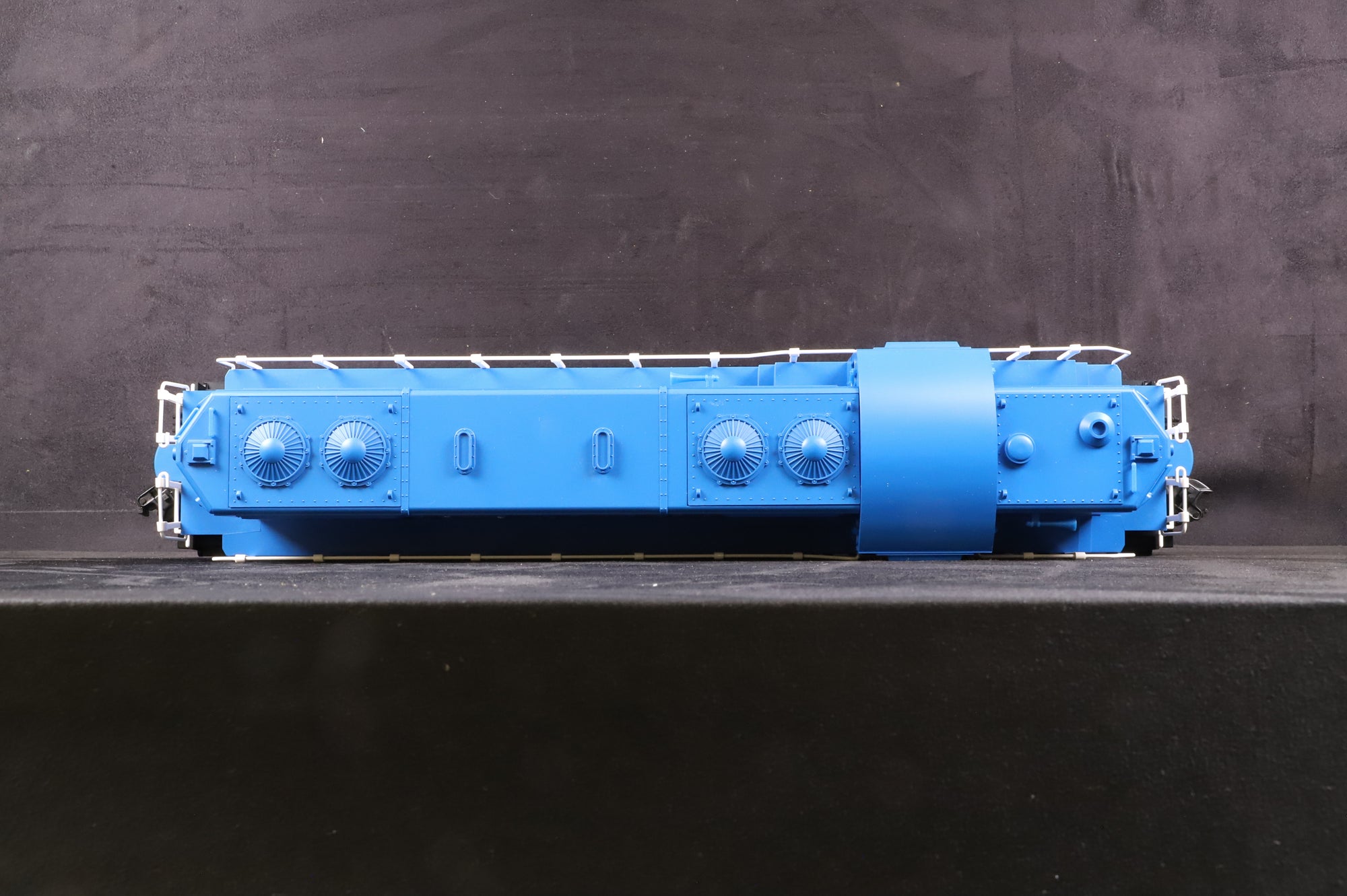 Lionel G Scale 8-85001 GP-7 Loco No.5001 in Conrail Blue - DC Sound