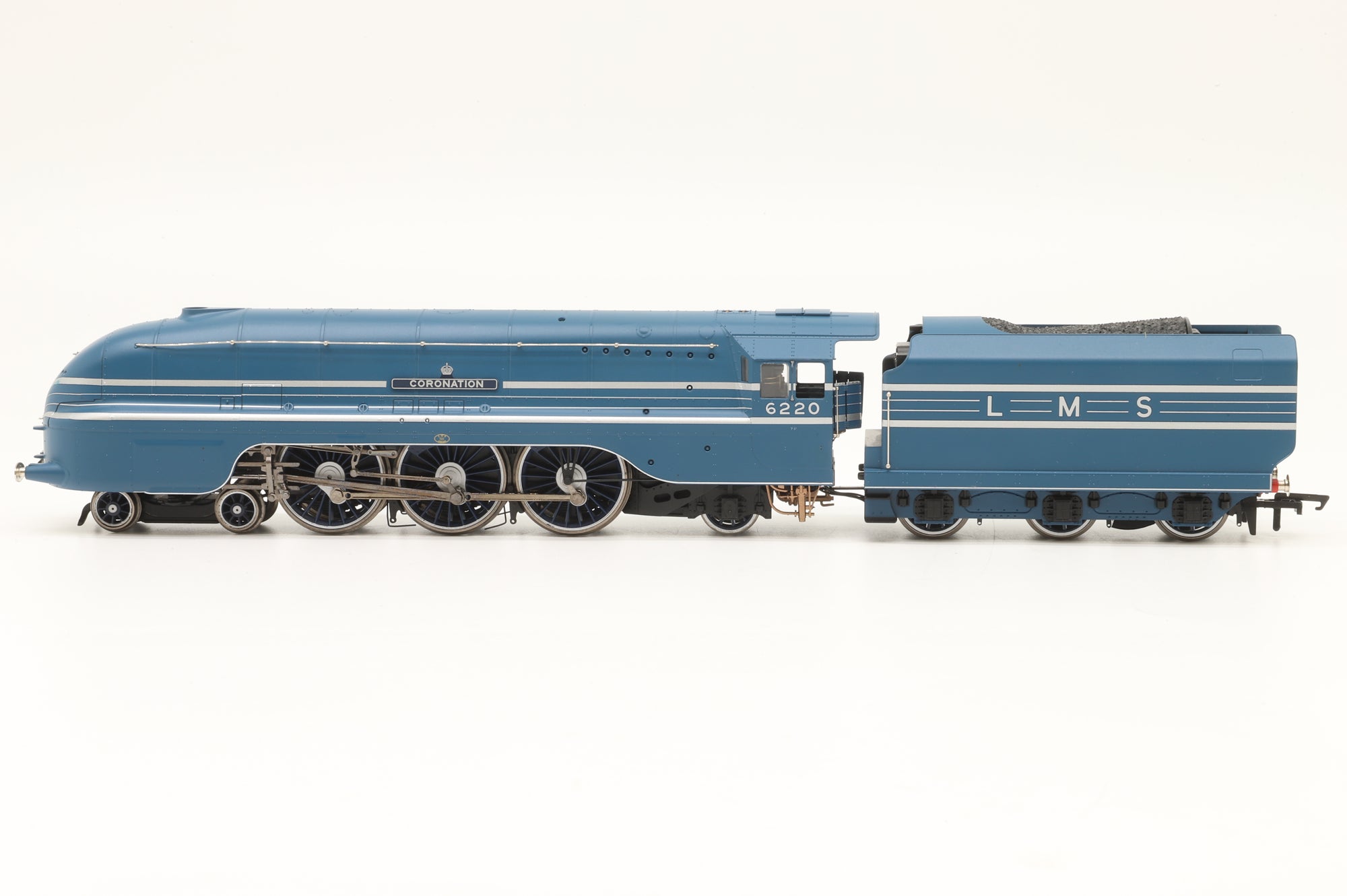 Hornby OO R3857 LMS Streamlined Princess Coronation '6220' 'Coronation' LMS DCC Sound