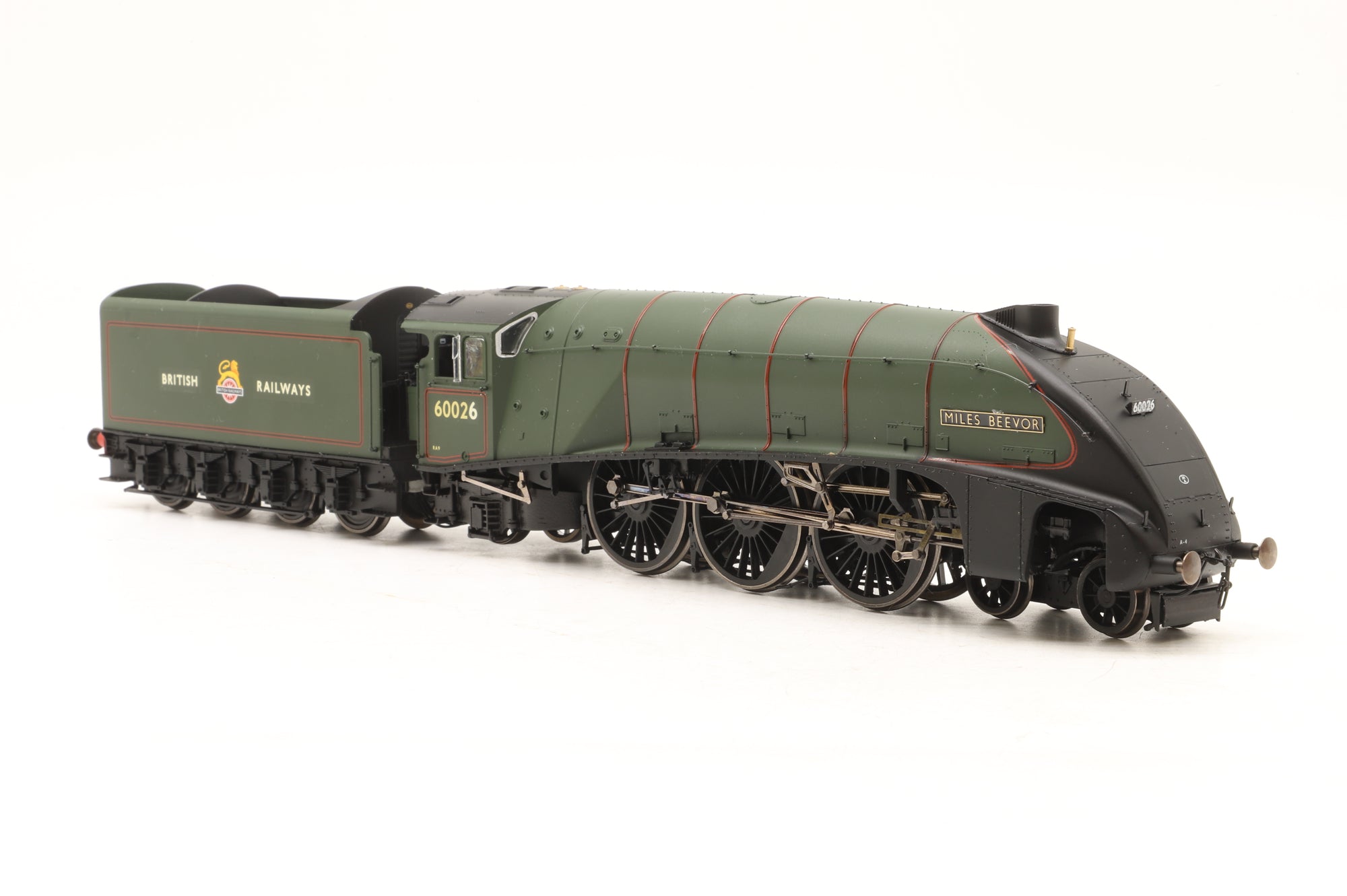 Hornby OO R3522 Class A4 '60026' 'Miles Beevor' BR Lined Green E/C