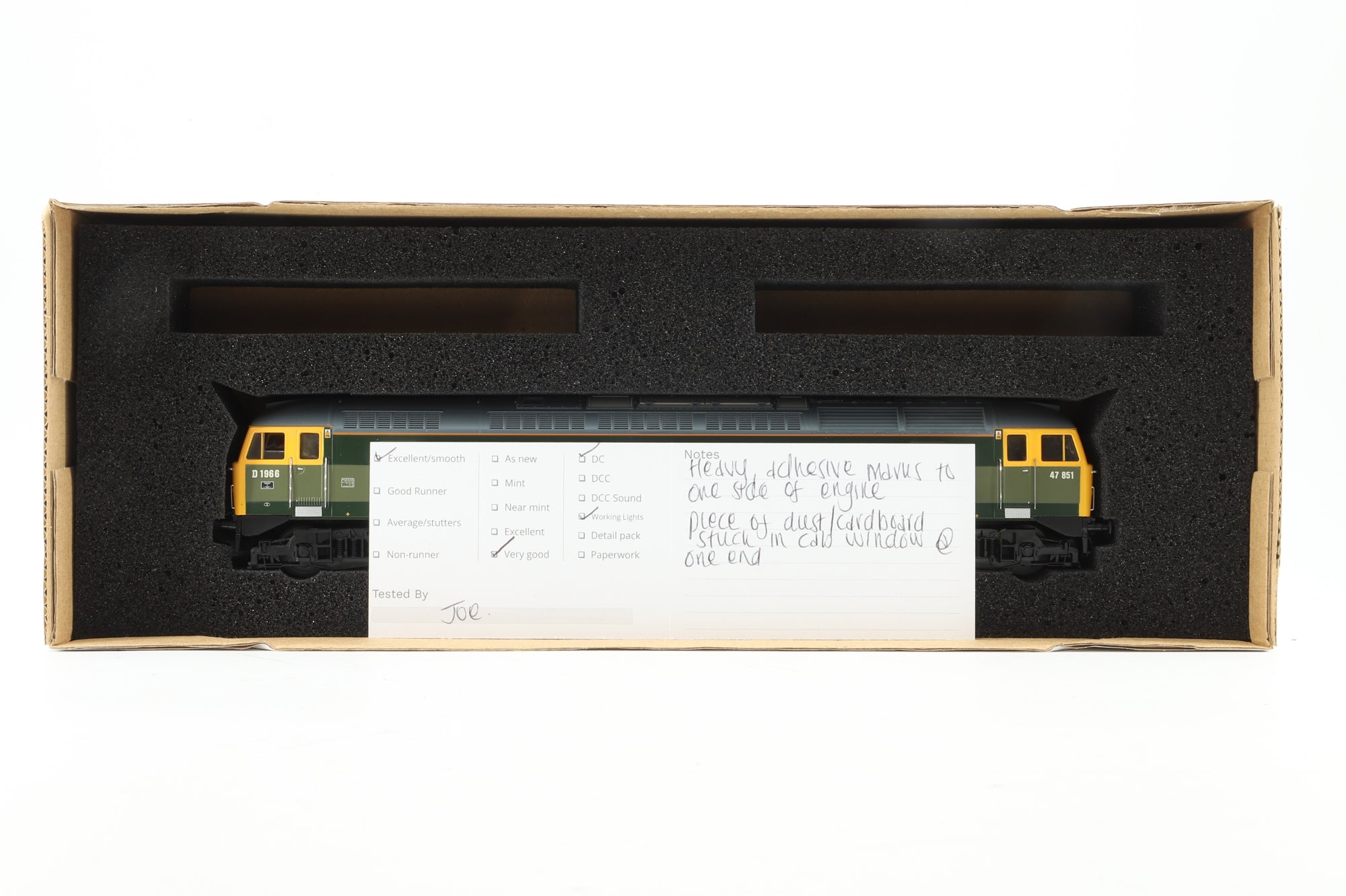 Heljan OO 4666 Class 47 Diesel '47851/D1966' 'Traction Magazine' BR Heritage Green