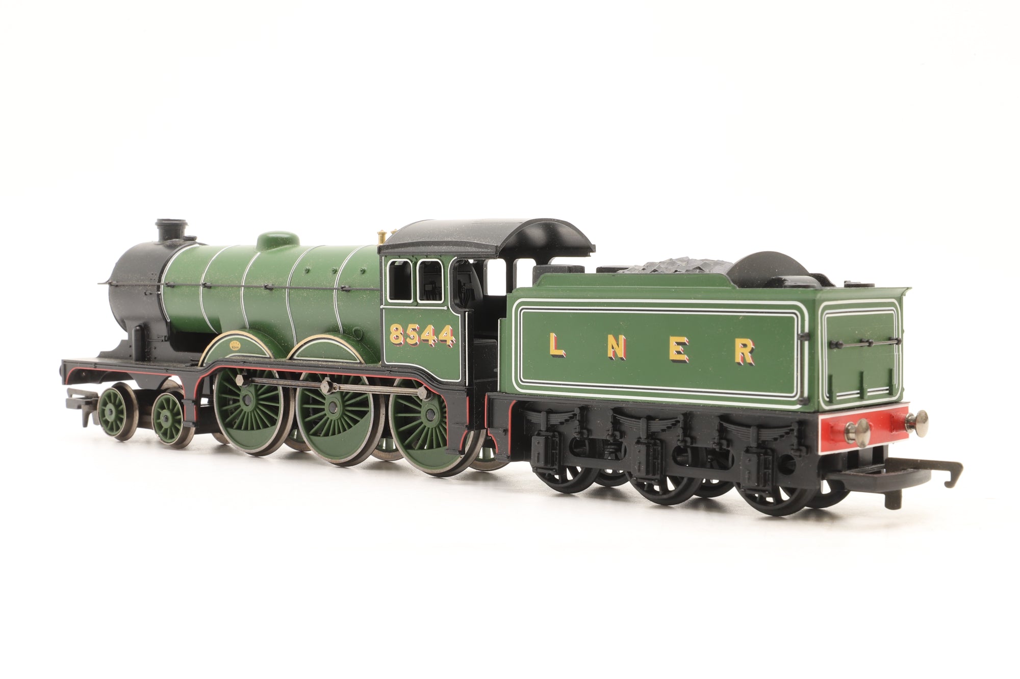 Hornby OO LNER B12 '8544' & Two Teak Clerestory Coaches