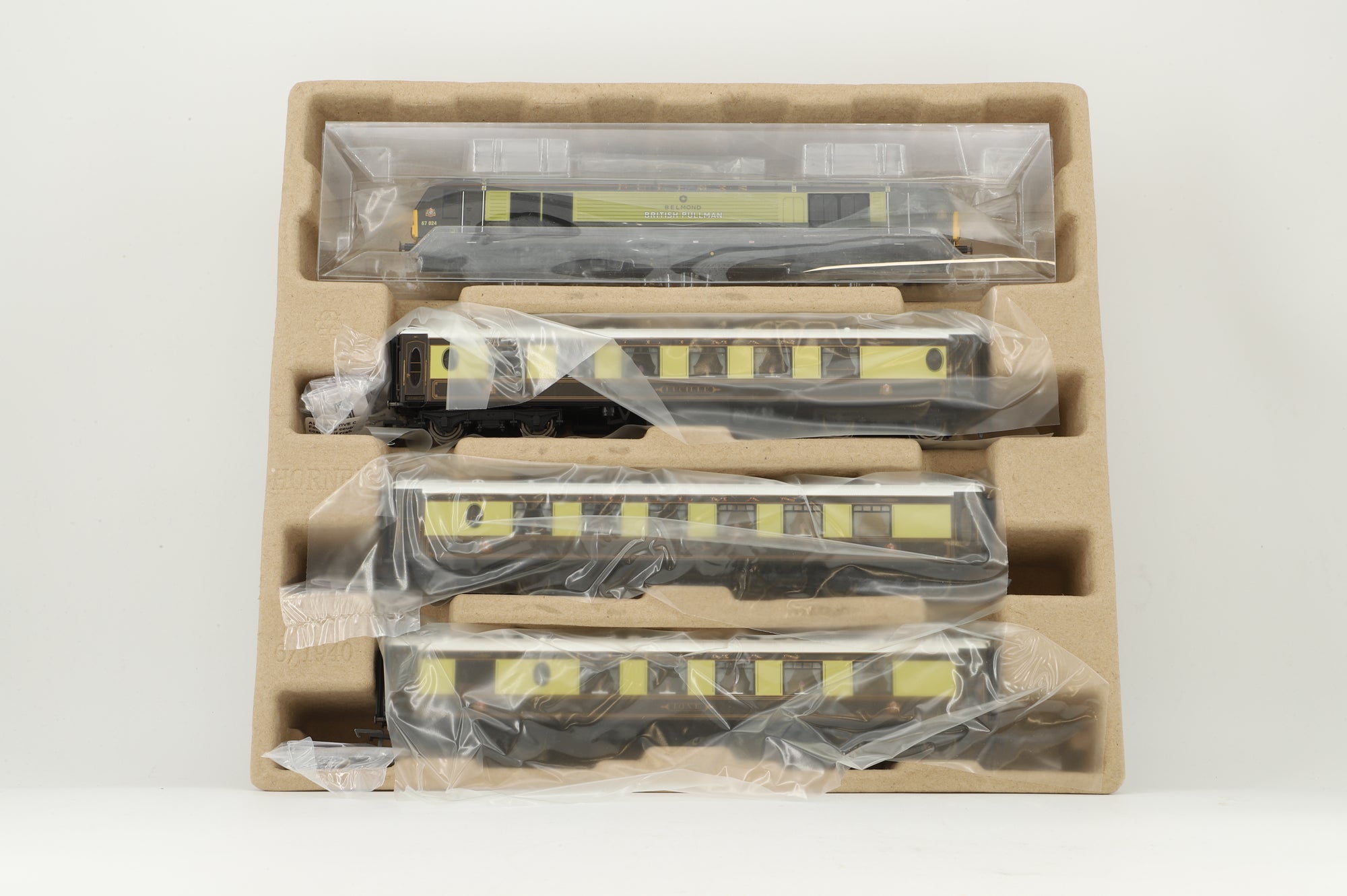 Hornby OO R3750 Belmond British Pullman Train Pack
