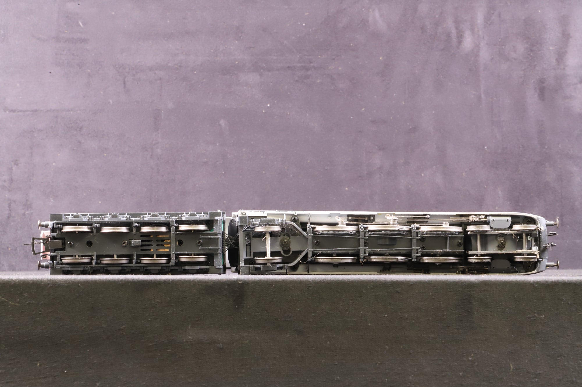 Dapol Black Label OO BL-001-005 Class A4 '2512' 'Silver Fox' LNER Silver DCC Sound & Smoke