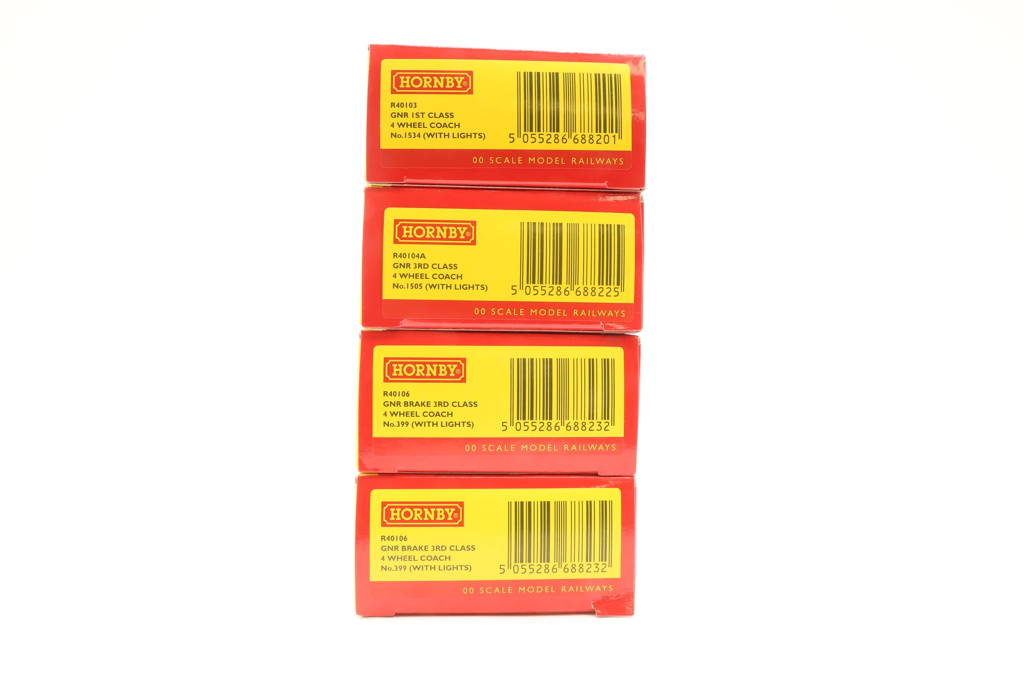 Hornby OO Rake of 4 GNR Teak 4 Wheel Coaches with Lights Inc.R40103,04A,06x2