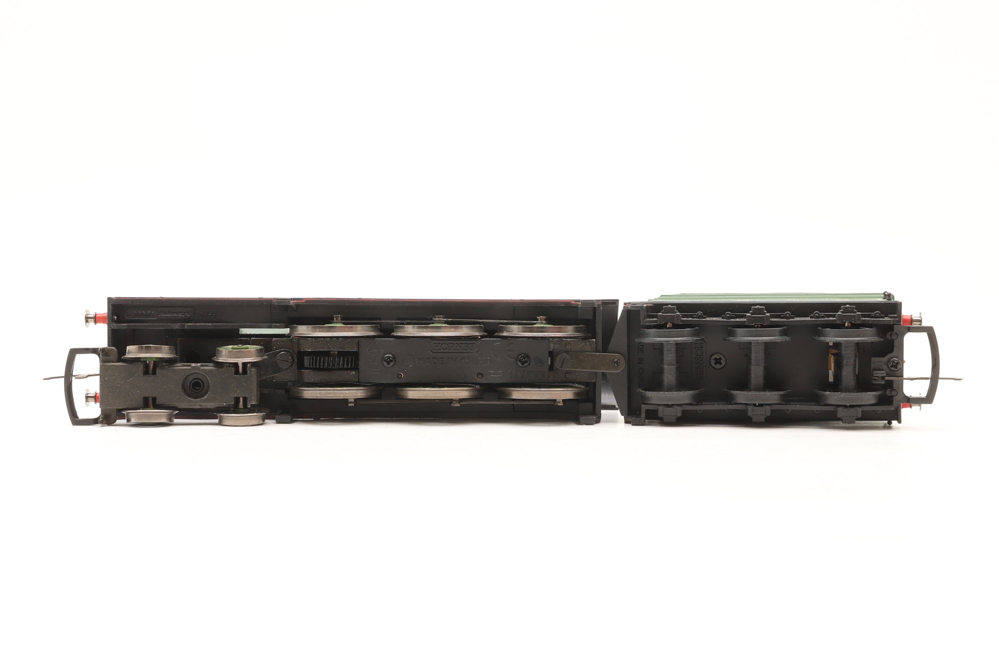 Hornby OO LNER B12 '8544' & Two Teak Clerestory Coaches