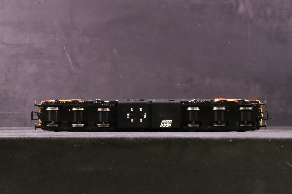 Bachmann OO 32-390Y (1/2 Locos from Pack) Class 37 37713 in Loadhaul Black/Yellow