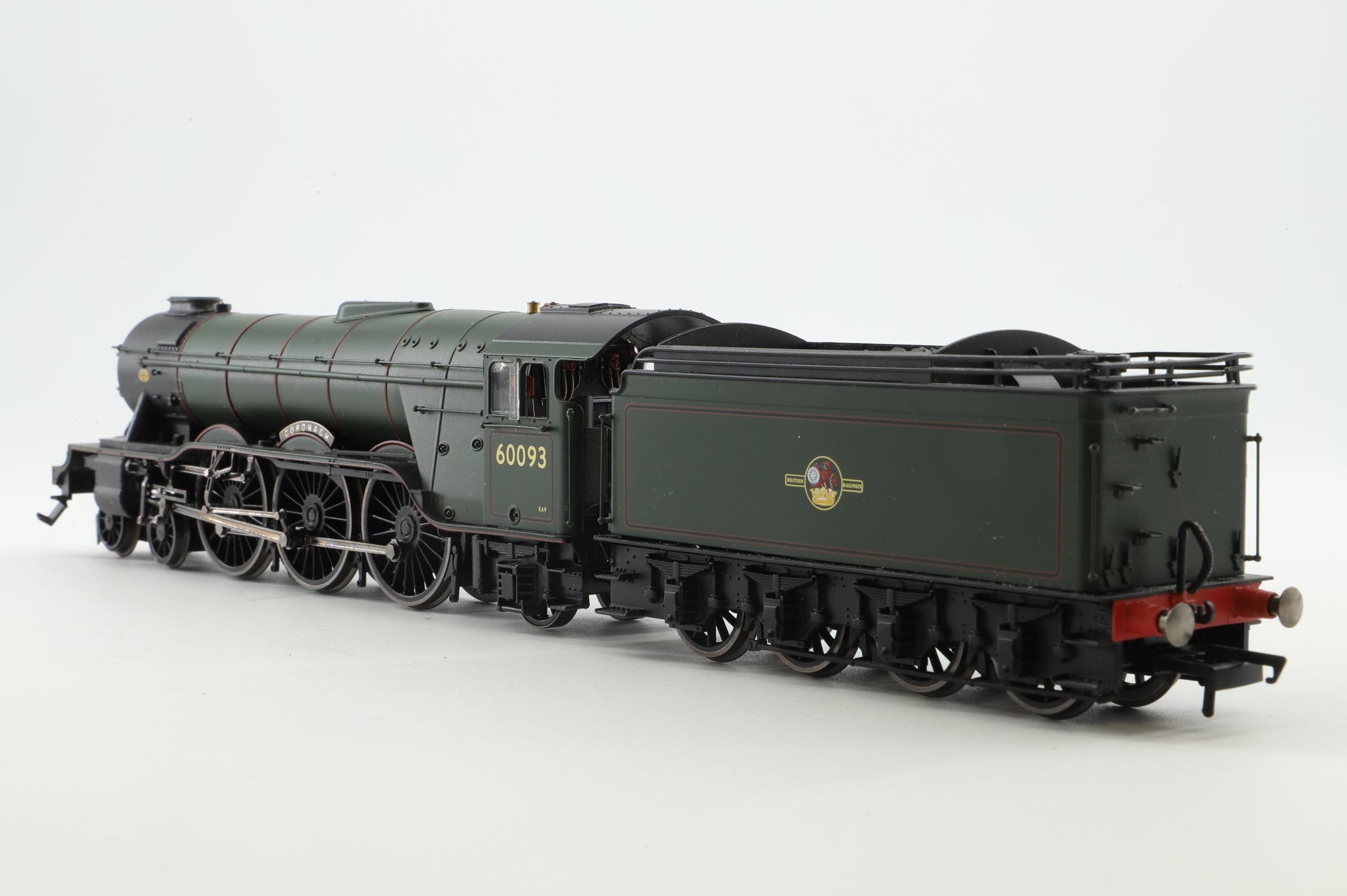 Hornby OO R3013 Class A3 60093 'Coronach' in Lined BR Green w/ Late Crests - DCC Sound