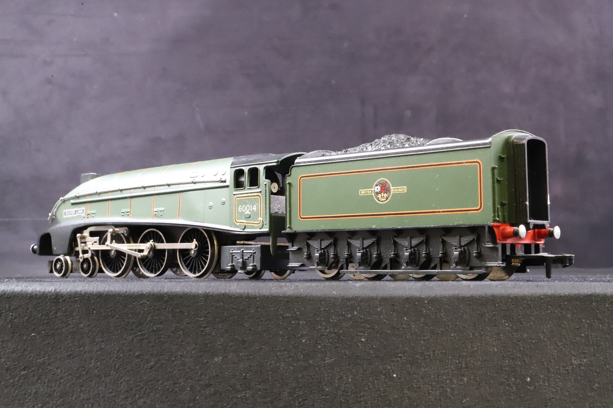 Wrenn OO W2211/A Class A4 'Silver Link '60014'