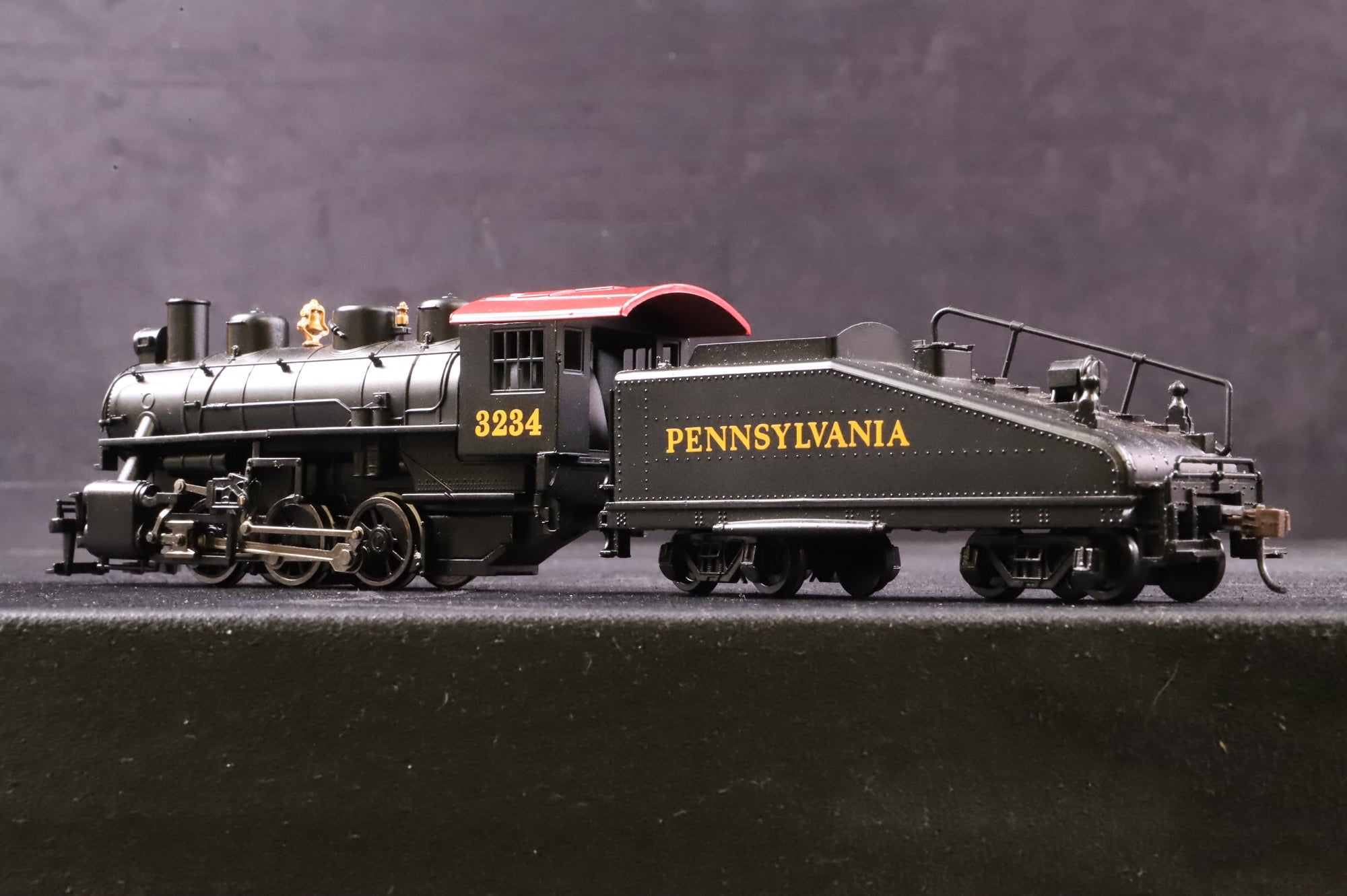 Bachmann HO 50615 USRA 0-6-0 No.3234 w/ Sloped Tender in Pennsylvania Black