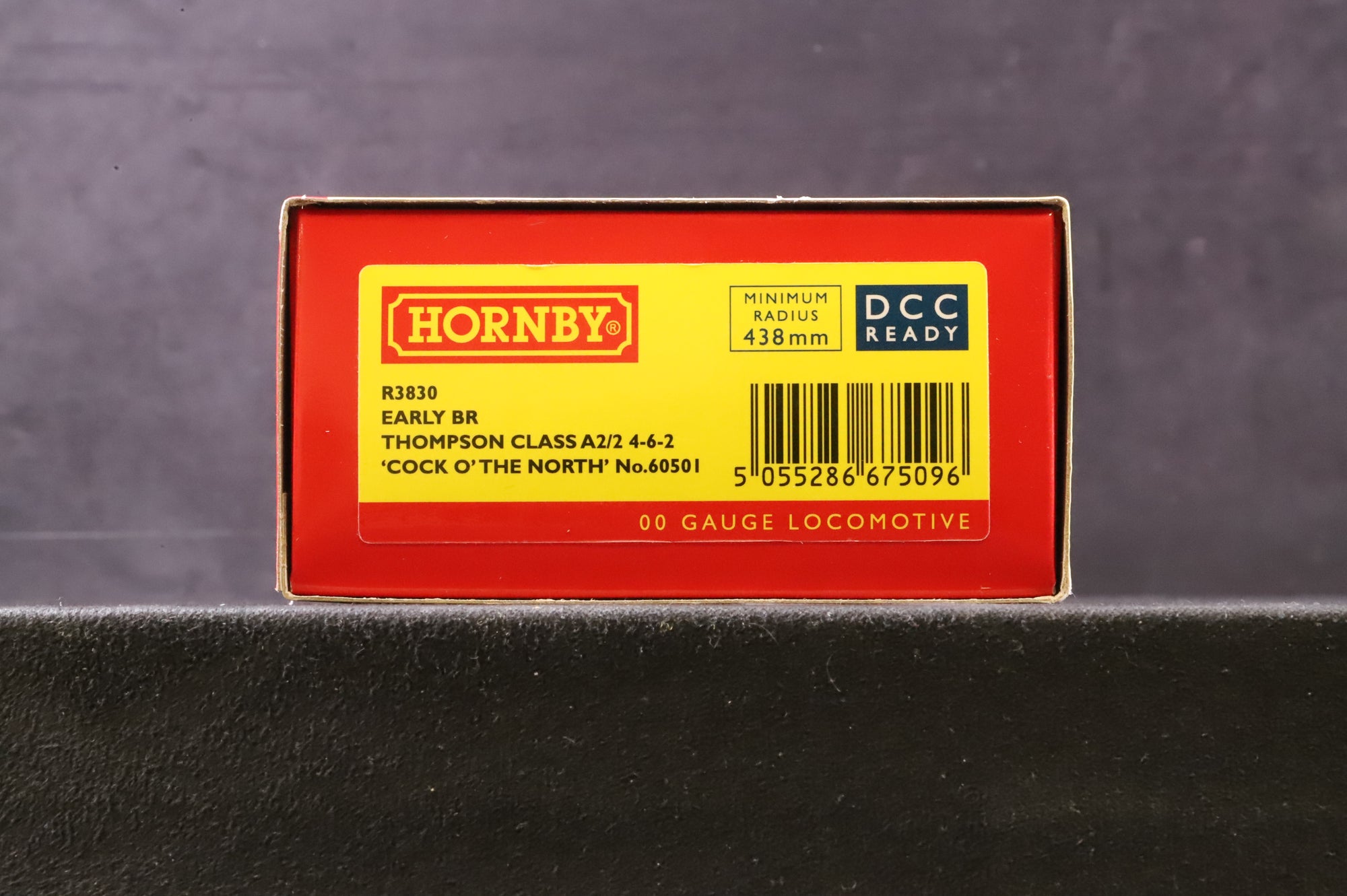 Hornby OO R3830 Thompson Class A2/2 'Cock O' The North' '60501' BR Lined Green E/C