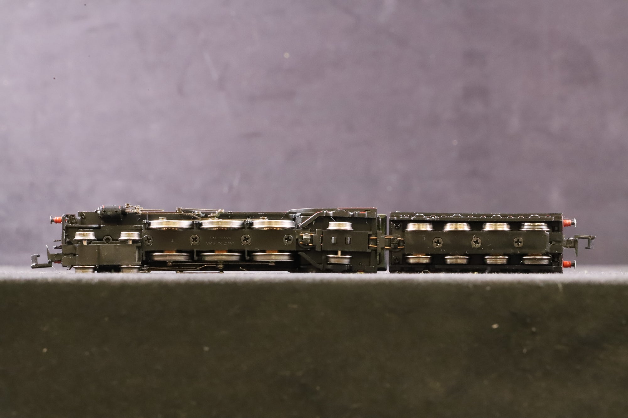 Graham Farish N 372-800 Class A1 '60163' 'Tornado' BR Doncaster Green