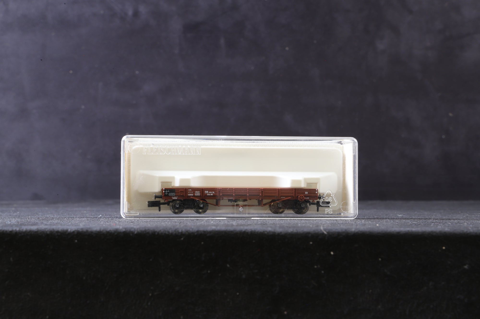 Fleischmann N 8262 Rake of 8 DB Low Sided Wagons