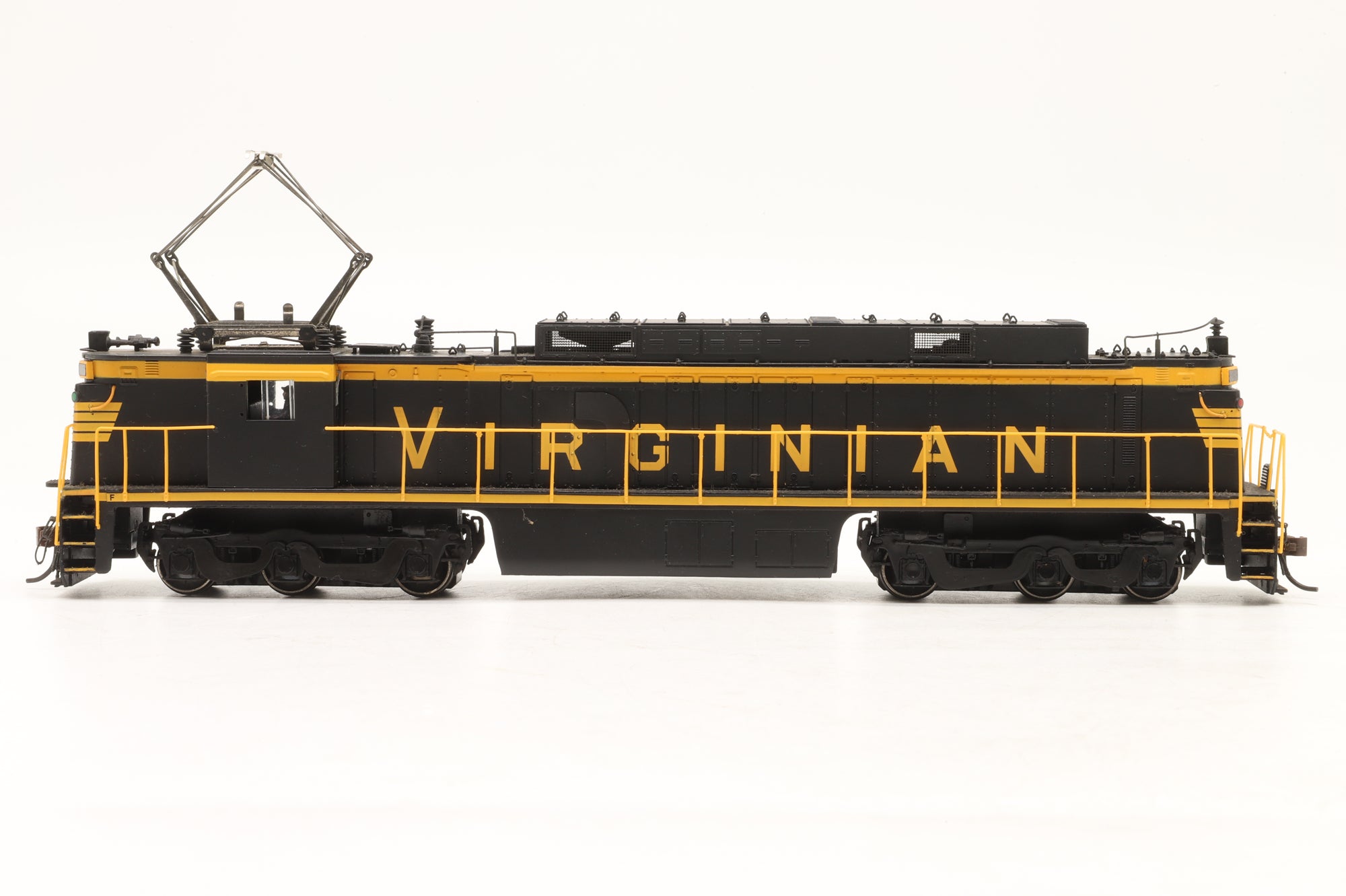 Spectrum HO 82402 GE E33 Electric Locomotive '135' Virginian