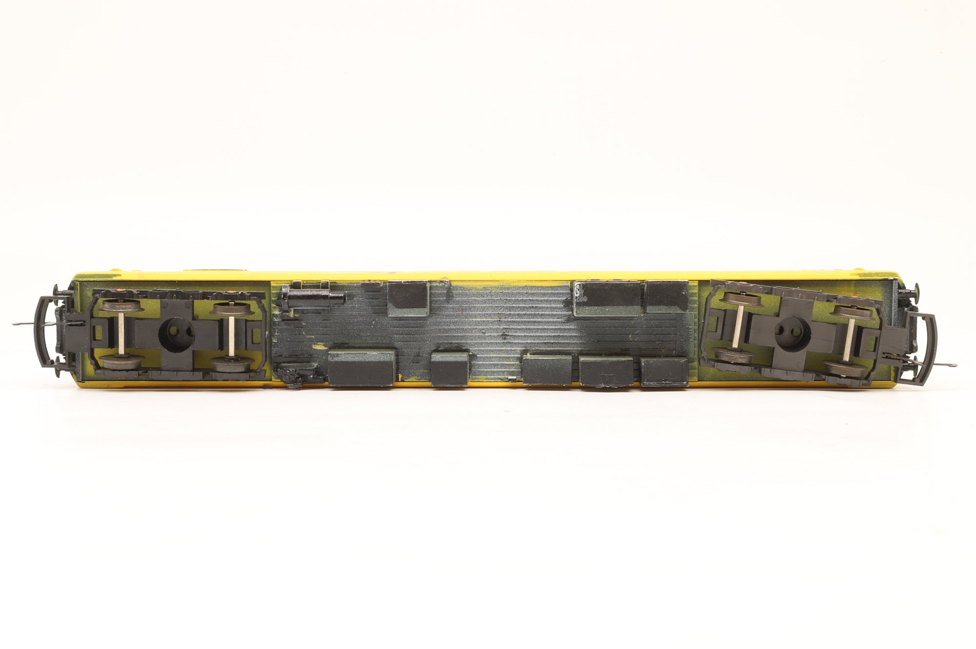 Custom OO Mk2F 977997 in Network Rail Livery