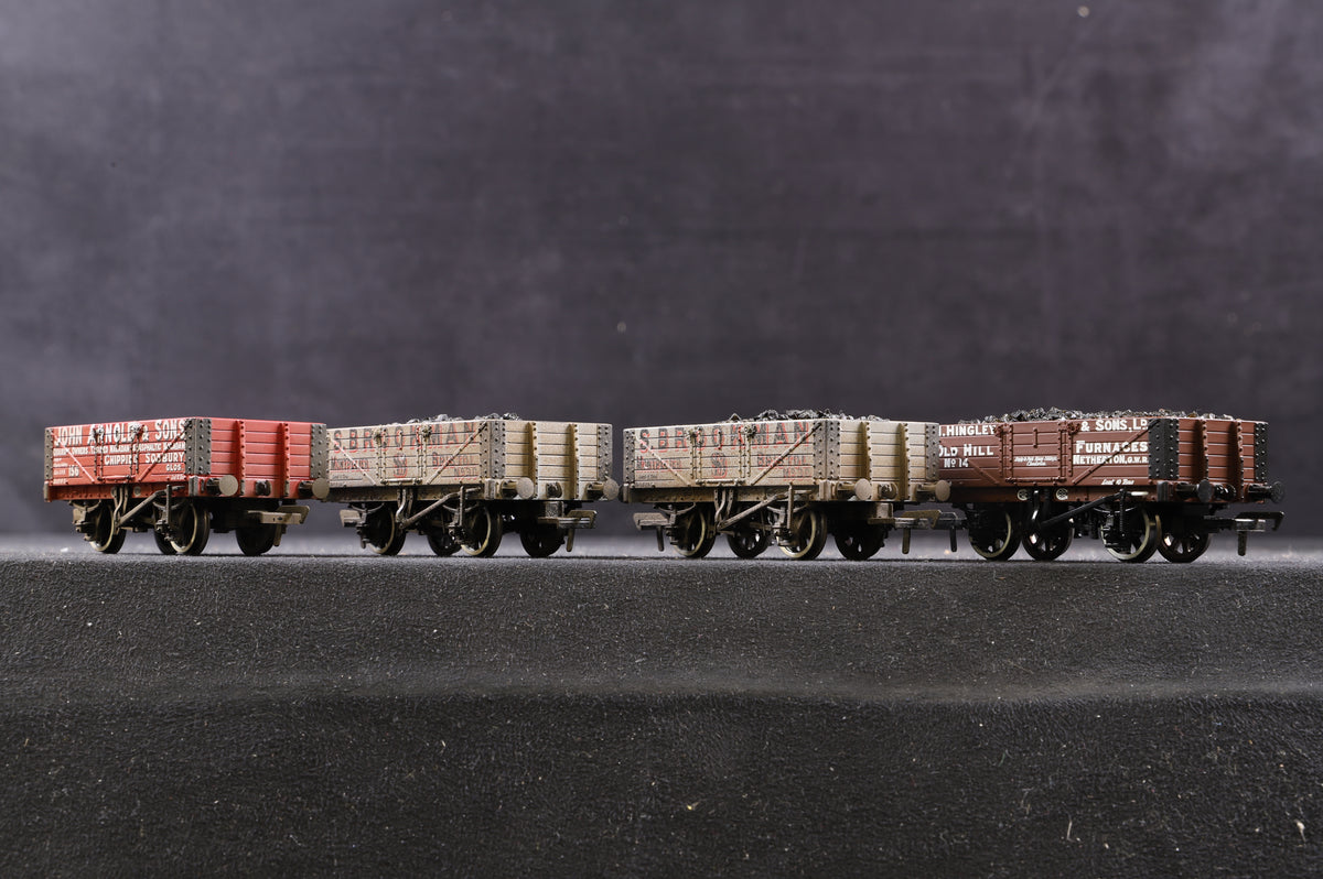 Bachmann OO Rake of 12 Private Owner Wagons