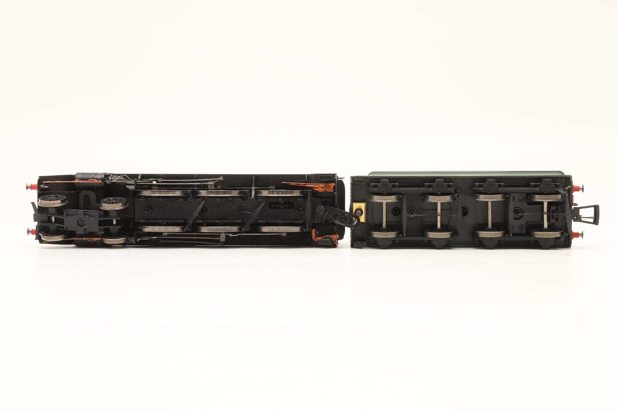WORKSHOP Hornby OO Class N15 '30453' 'King Arthur' BR Green L/C Non Runner