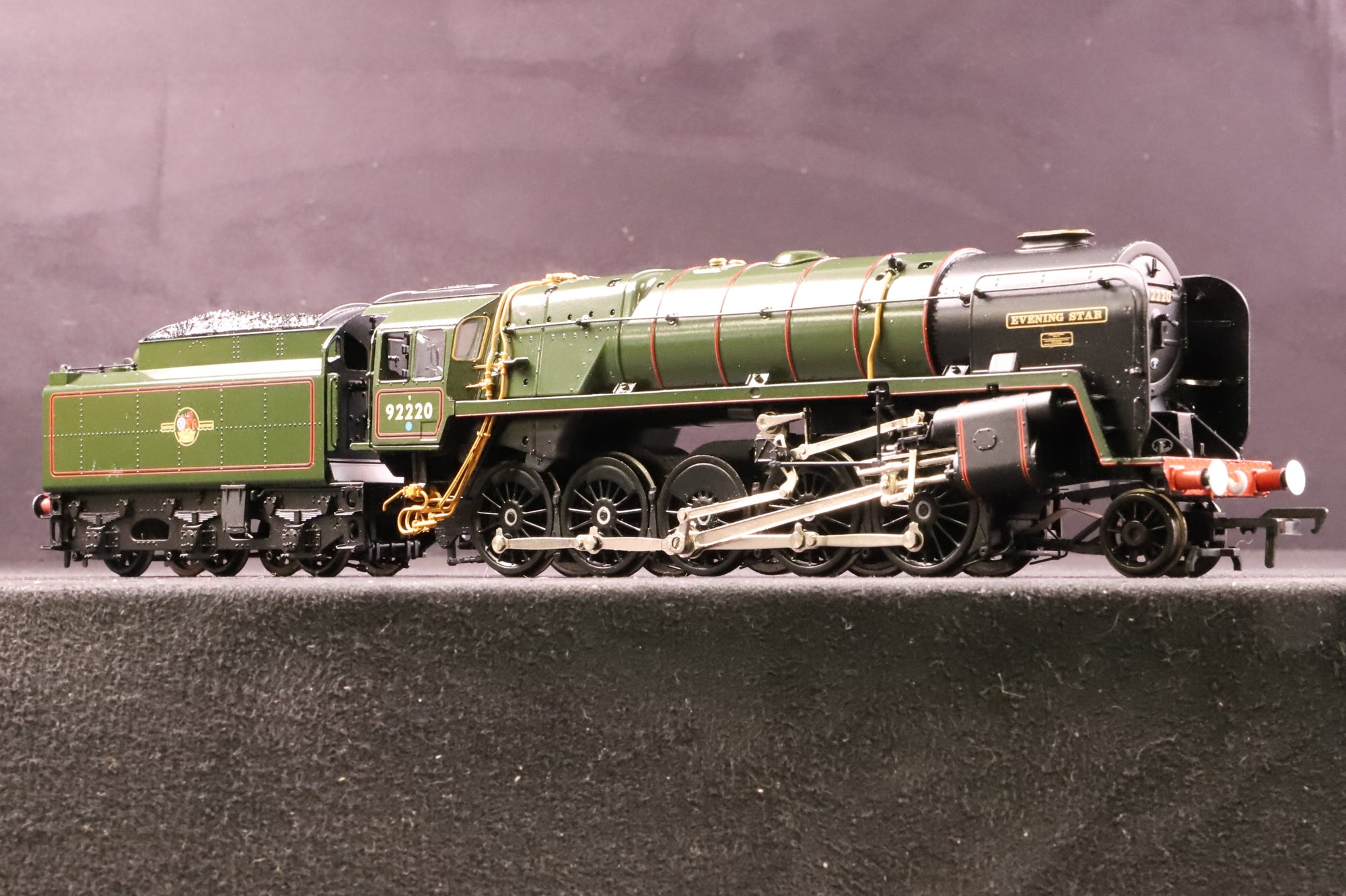 Bachmann OO 32-850NRM BR Standard Class 9F '92220' 'Evening Star' BR Green L/C Excl. NRM
