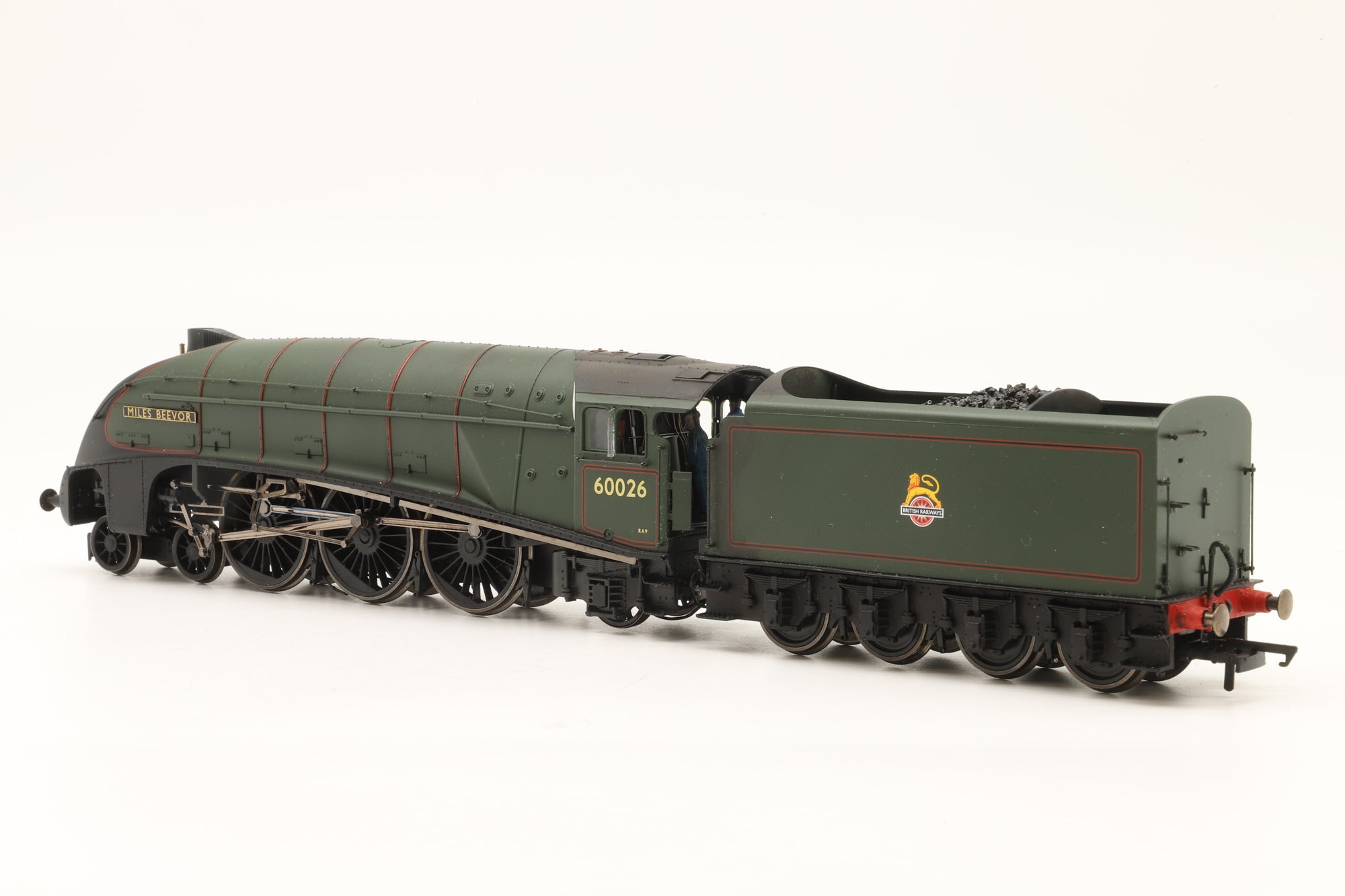 Hornby OO R3522 Class A4 '60026' 'Mile Beevor' BR Lined Green E/C Weathered DCC Sound