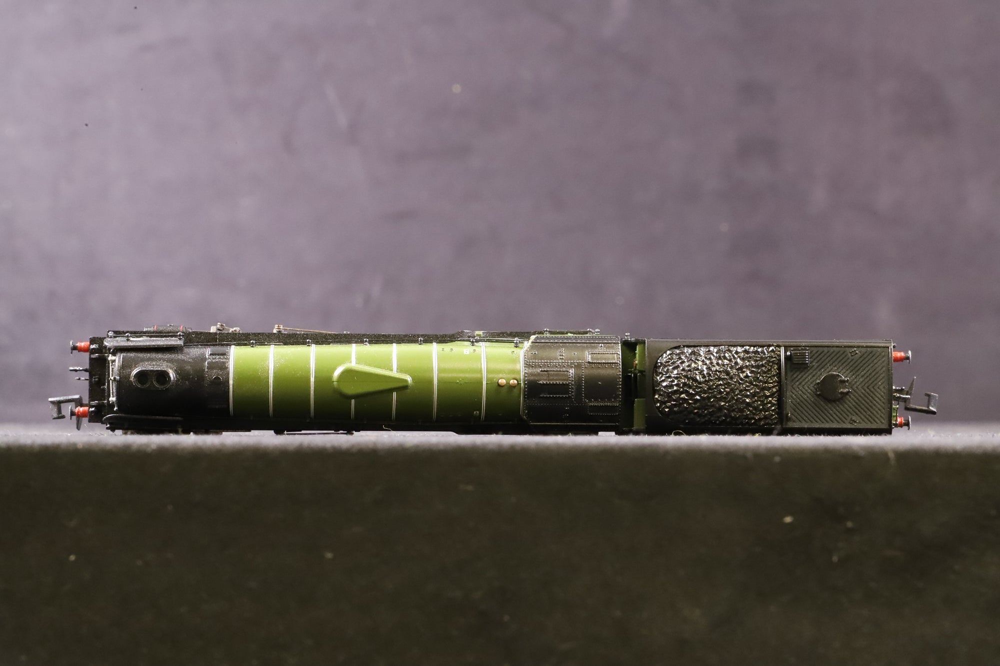 Graham Farish N 372-800 Class A1 '60163' 'Tornado' BR Doncaster Green